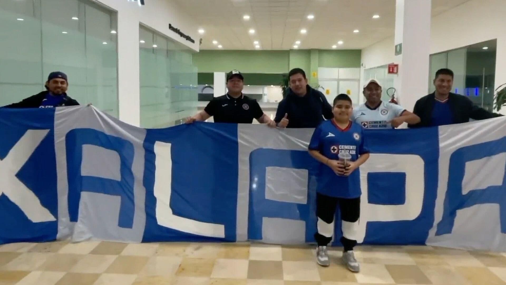 Futbolista del Cruz Azul le Dedica Gol a José Armando
