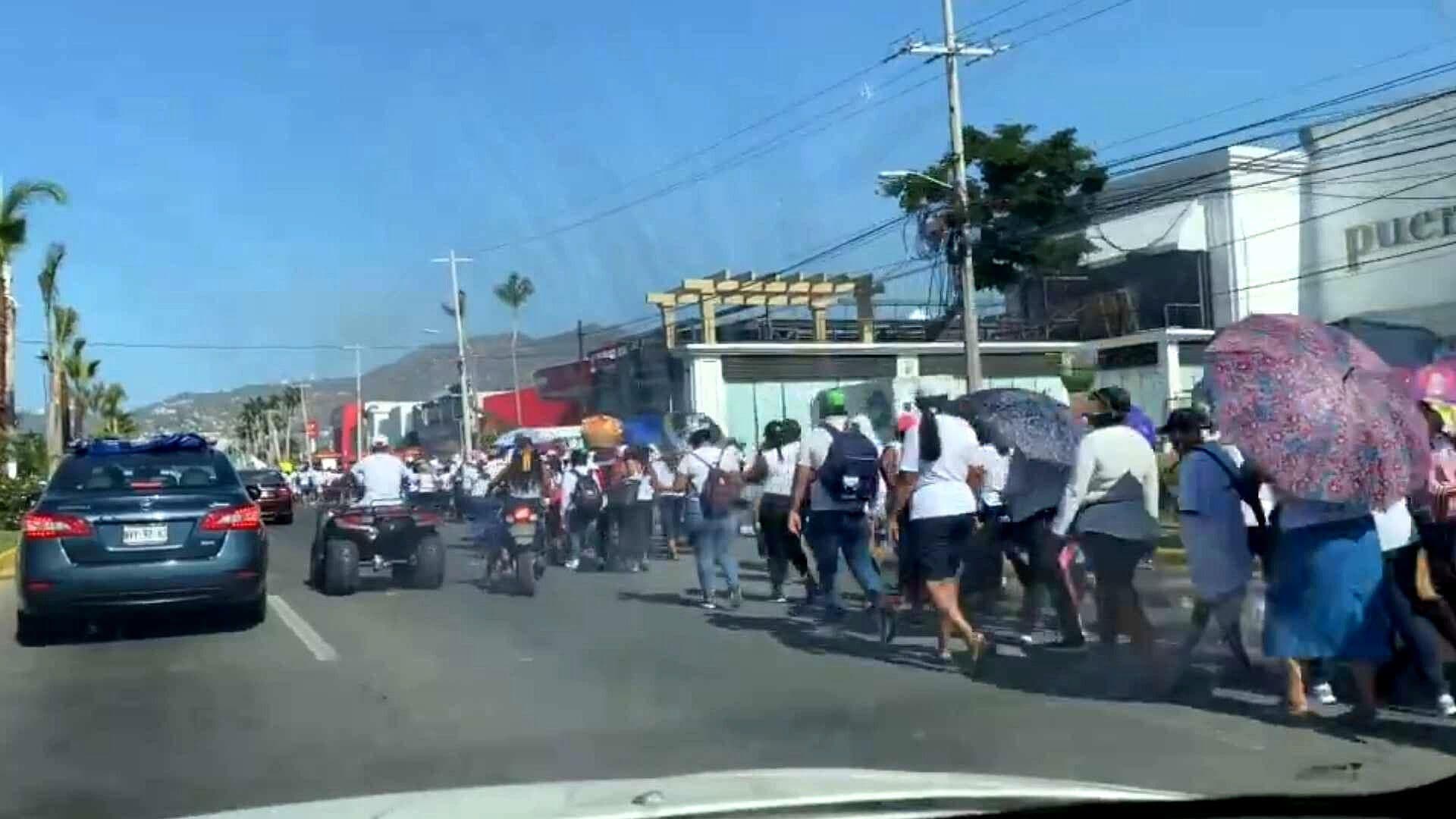 Habitantes de Zona Diamante de Acapulco Exigen Creación de un Nuevo Municipio
