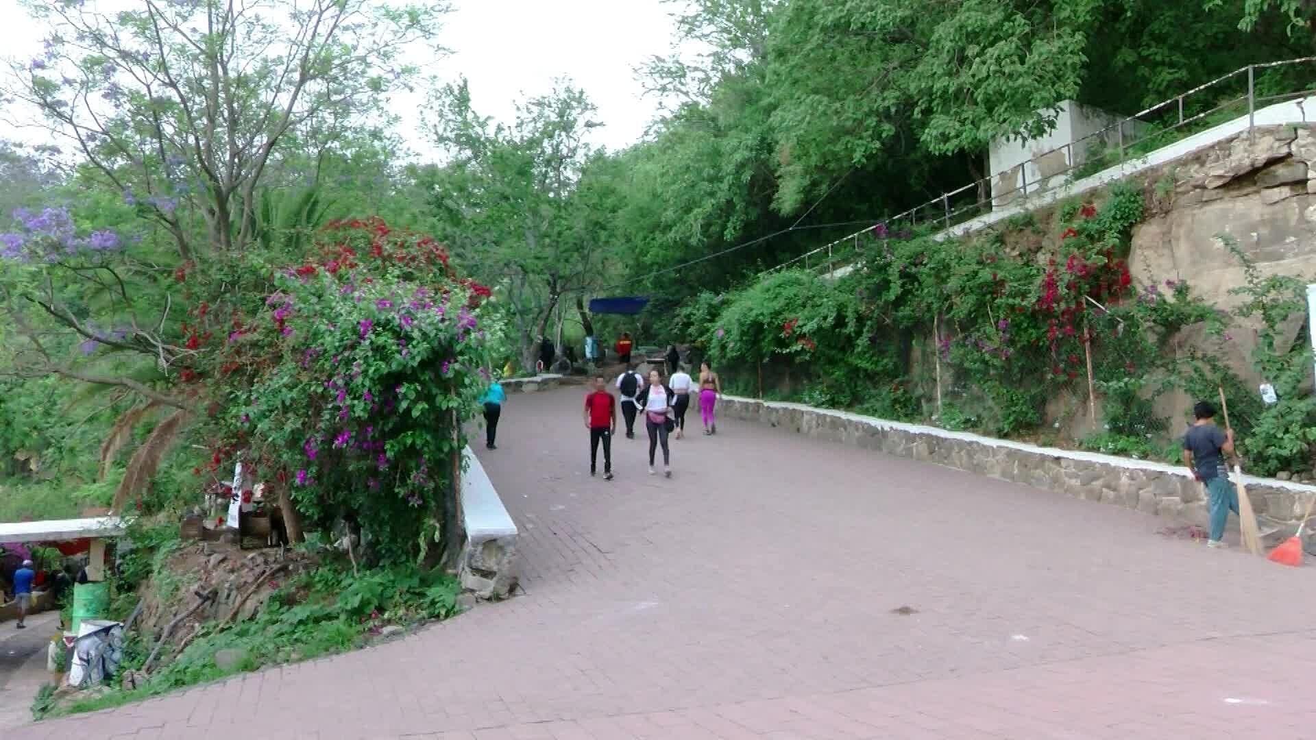 Estos Senderos Buscan Disminuir Accidentes en la Barranca de Huentitán