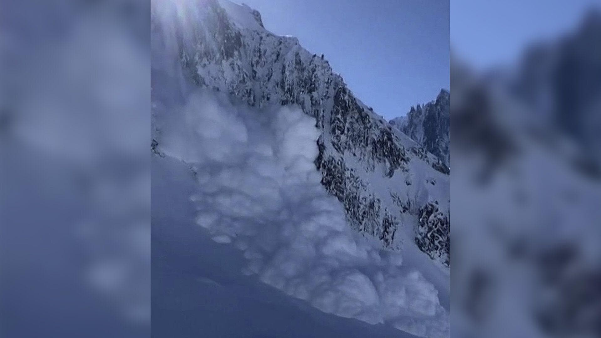Video: Esquiador Capta Avalancha en Los Alpes, en Chamonix, Francia