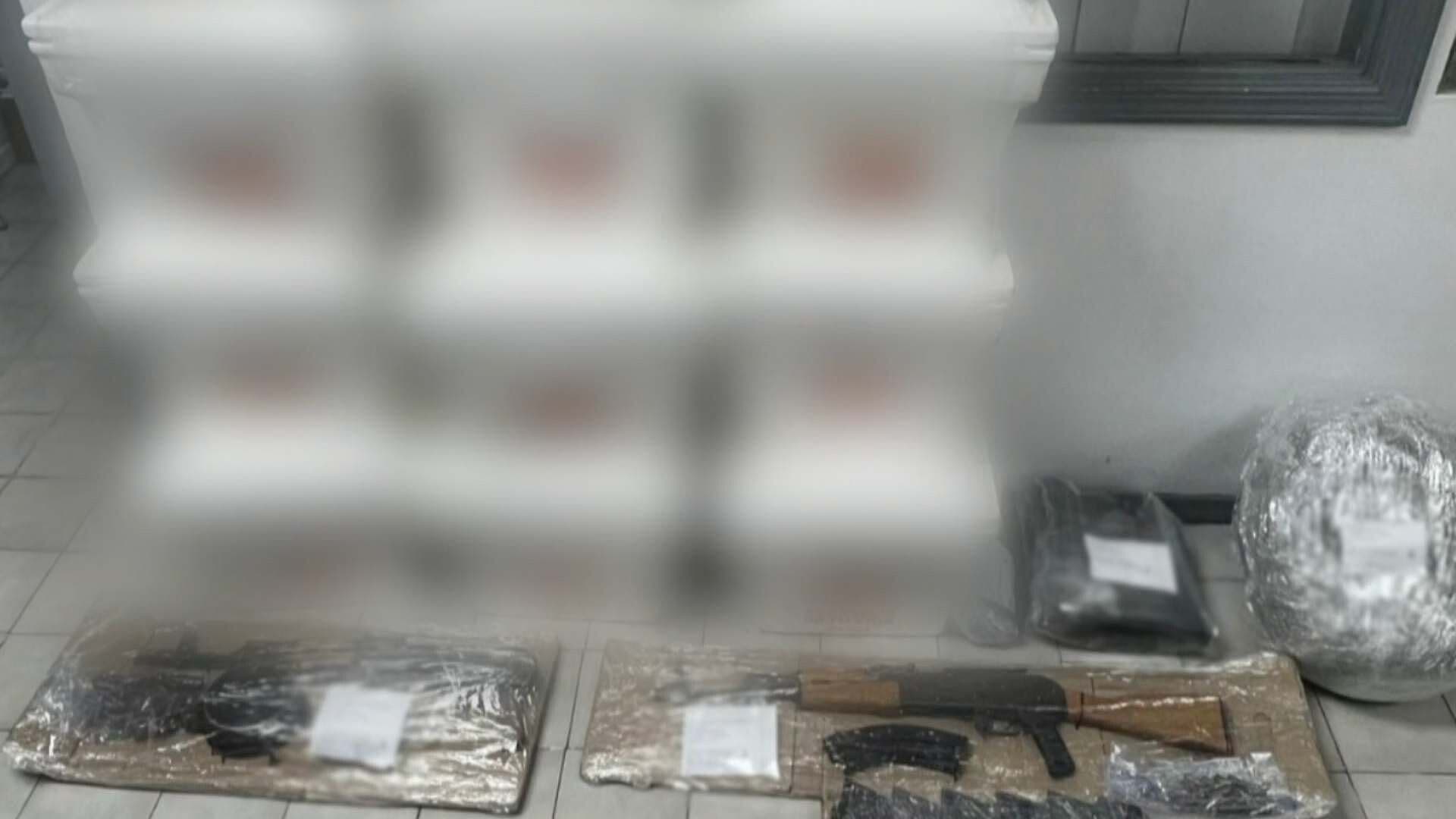 Aseguran Armas y Hieleras con Drogas en Vehículo Abandonado en Ímuris, Sonora