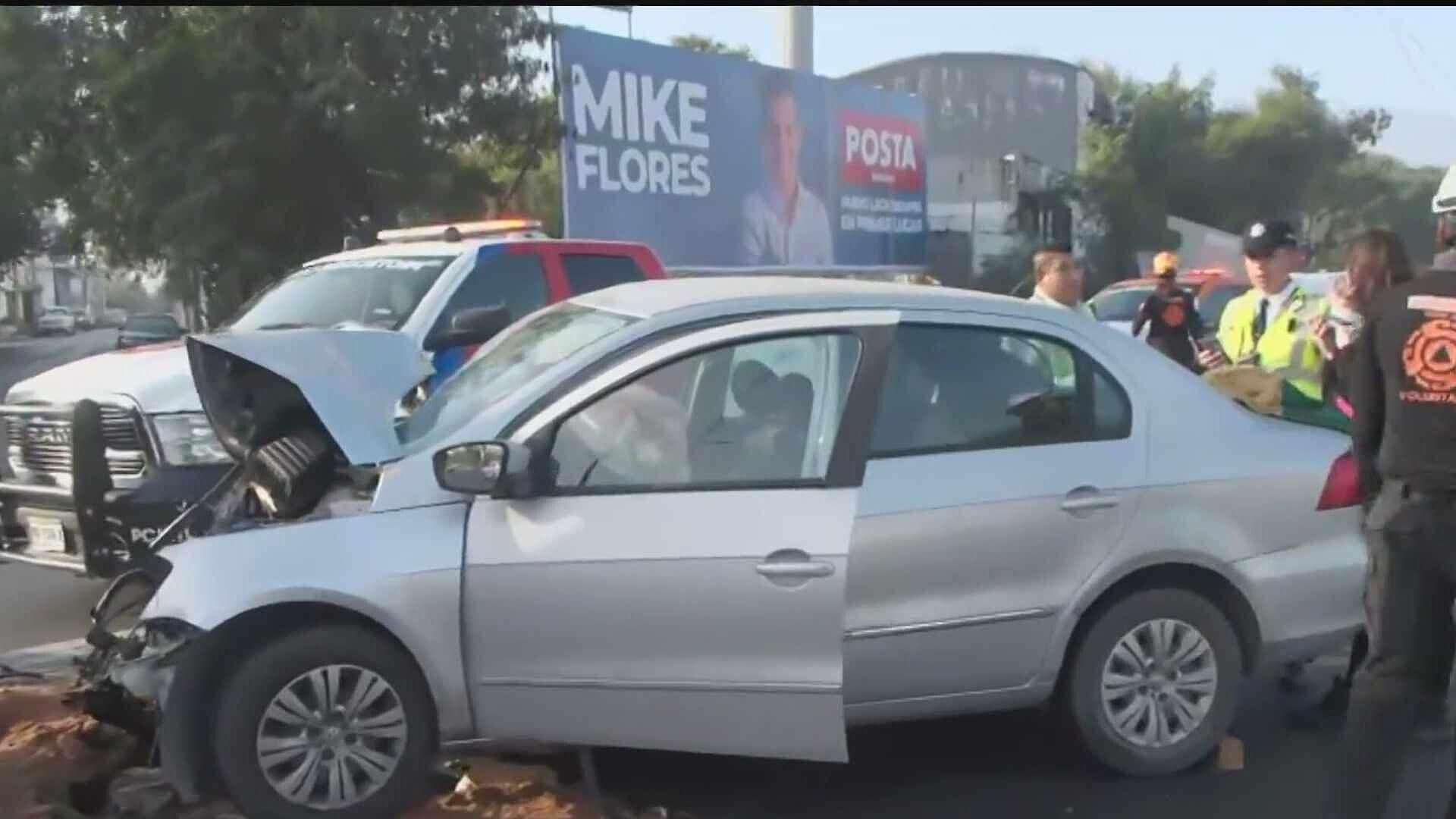 Choca Otro Joven con Torre de Alta Tensión en Morones Prieto en Monterrey