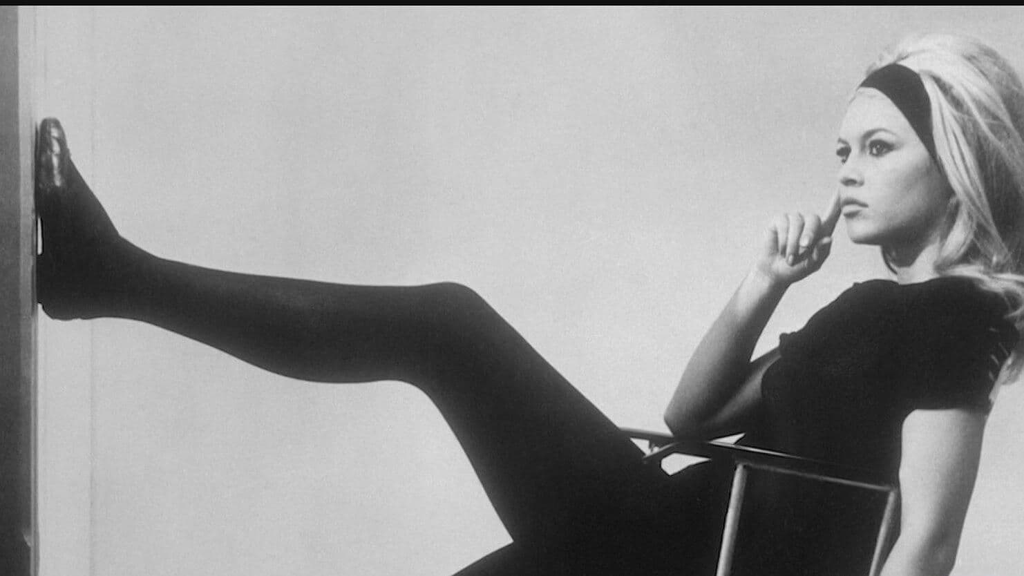 Macron Despide a Brigitte Bardot y la Reconoce como Leyenda del Siglo