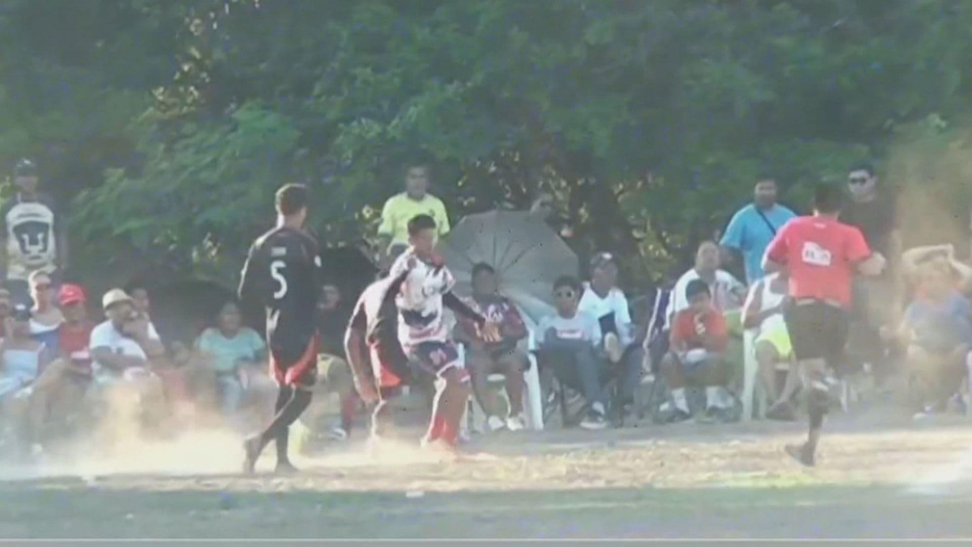 VIDEO: Partido de Futbol Termina en Balacera en Coyuca de Benítez, Guerrero
