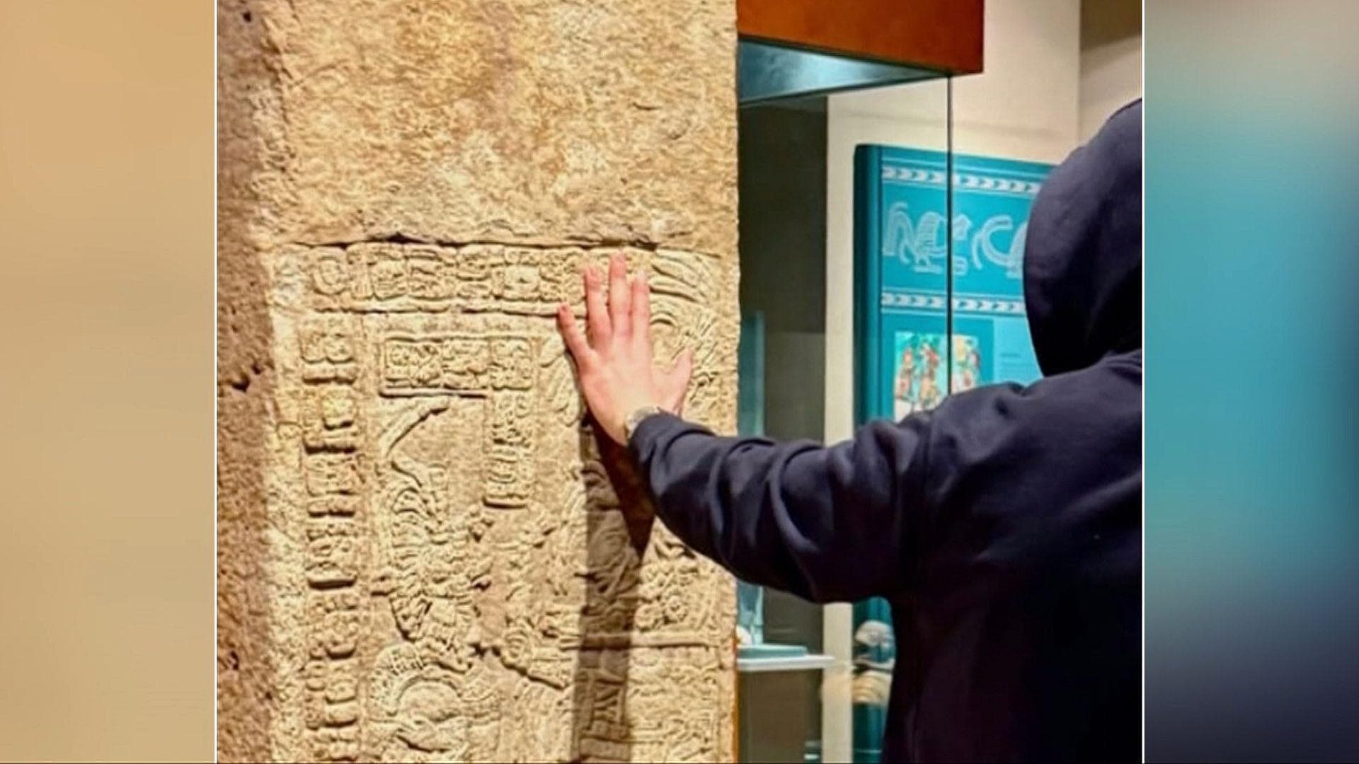 Bad Bunny Desata Polémica por Tocar Pieza en Museo de Antropología; INAH Aclara Situación