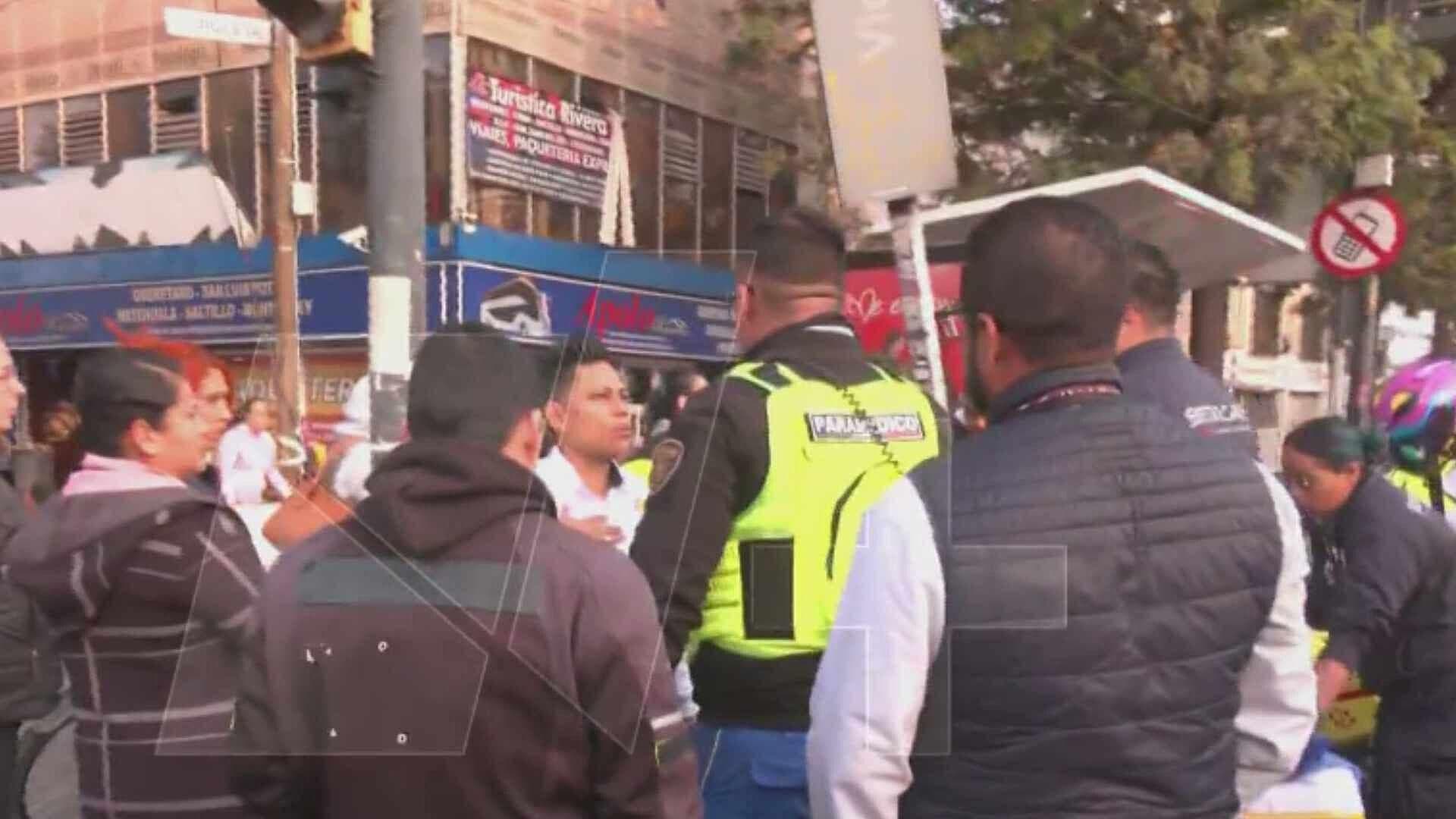 Unidad de RTP Atropella a Dos Personas en Eje Central, CDMX