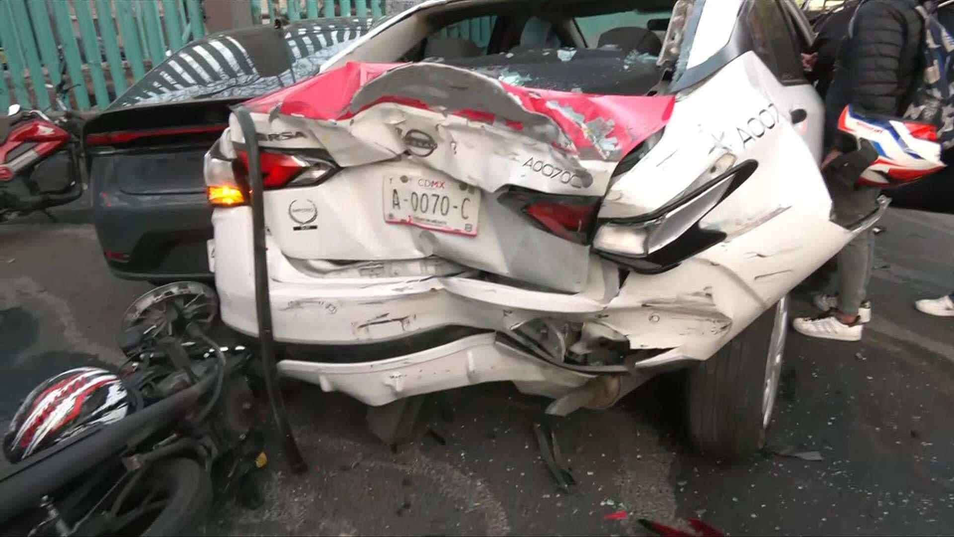 Aparatoso Choque Múltiple Afecta San Fernando, Tlalpan, CDMX Hoy ¿Qué Pasó con Conductores?