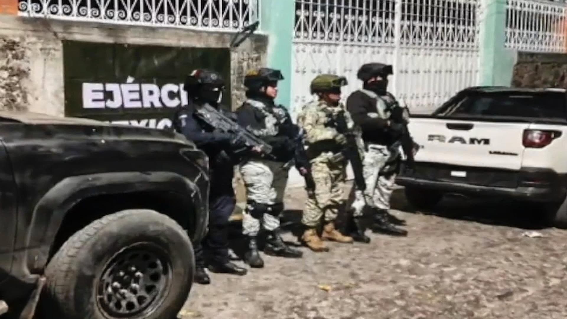 Aseguran Armas Droga y Equipo Táctico en Varios Puntos de Valle de Santiago