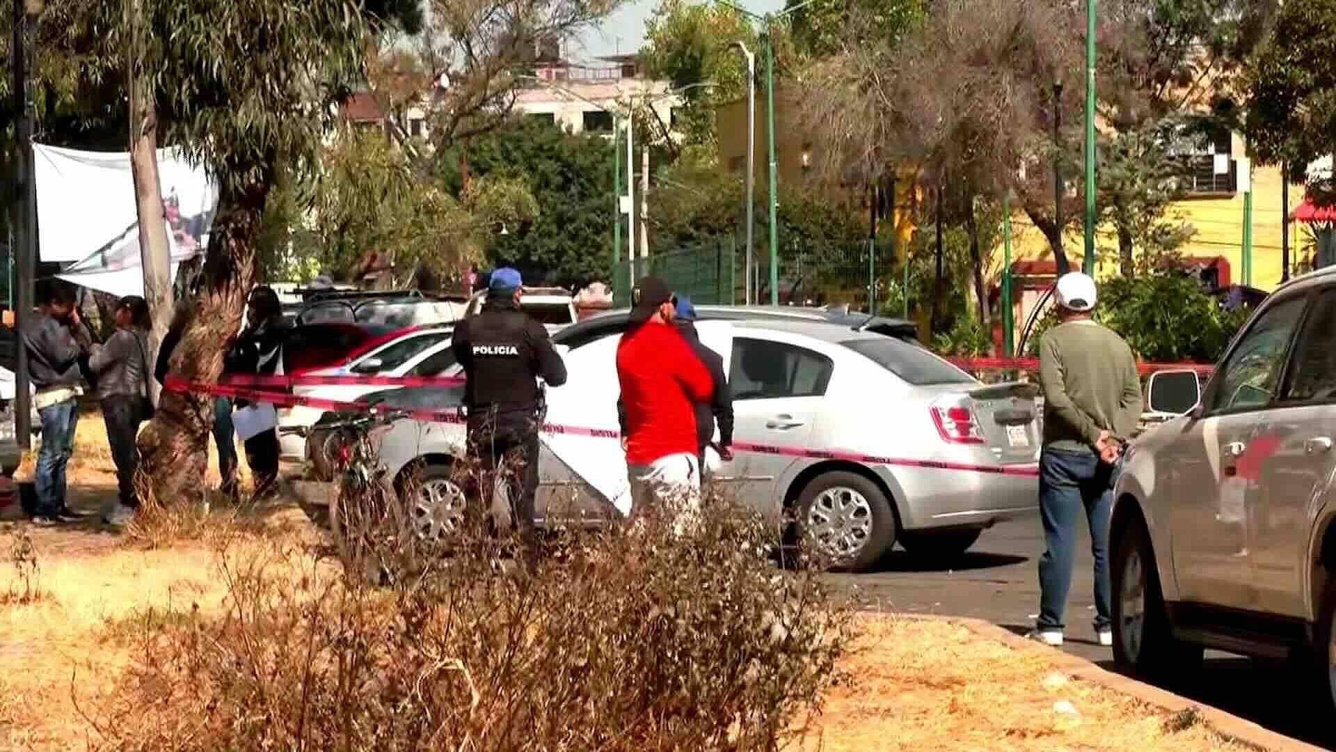 Muere Hombre por Paro Cardíaco Tras Encerrarse en Vehículo en Calzada La Viga, CDMX