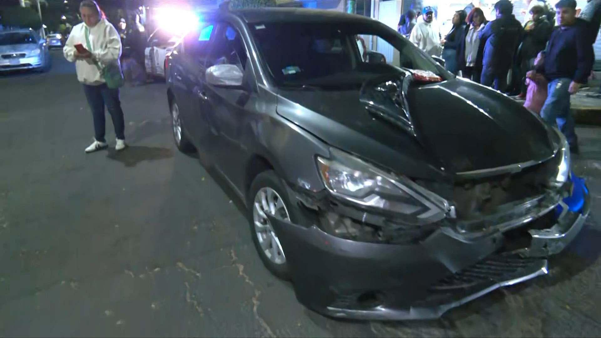 FOTO: Motociclista es Atropellado y Conductor Abandona Auto en CDMX
