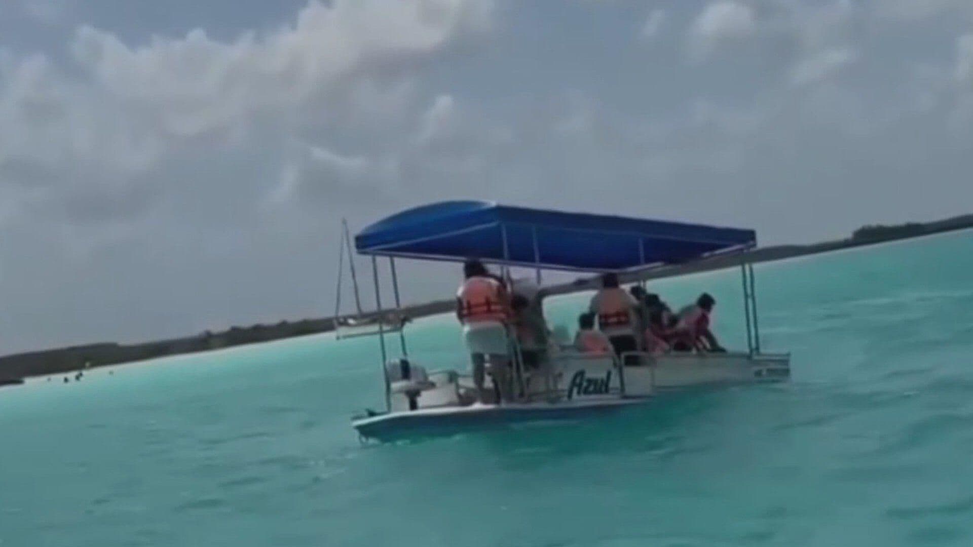 Se Hunde Embarcación con Turistas en Bacalar, Quintana Roo | Video