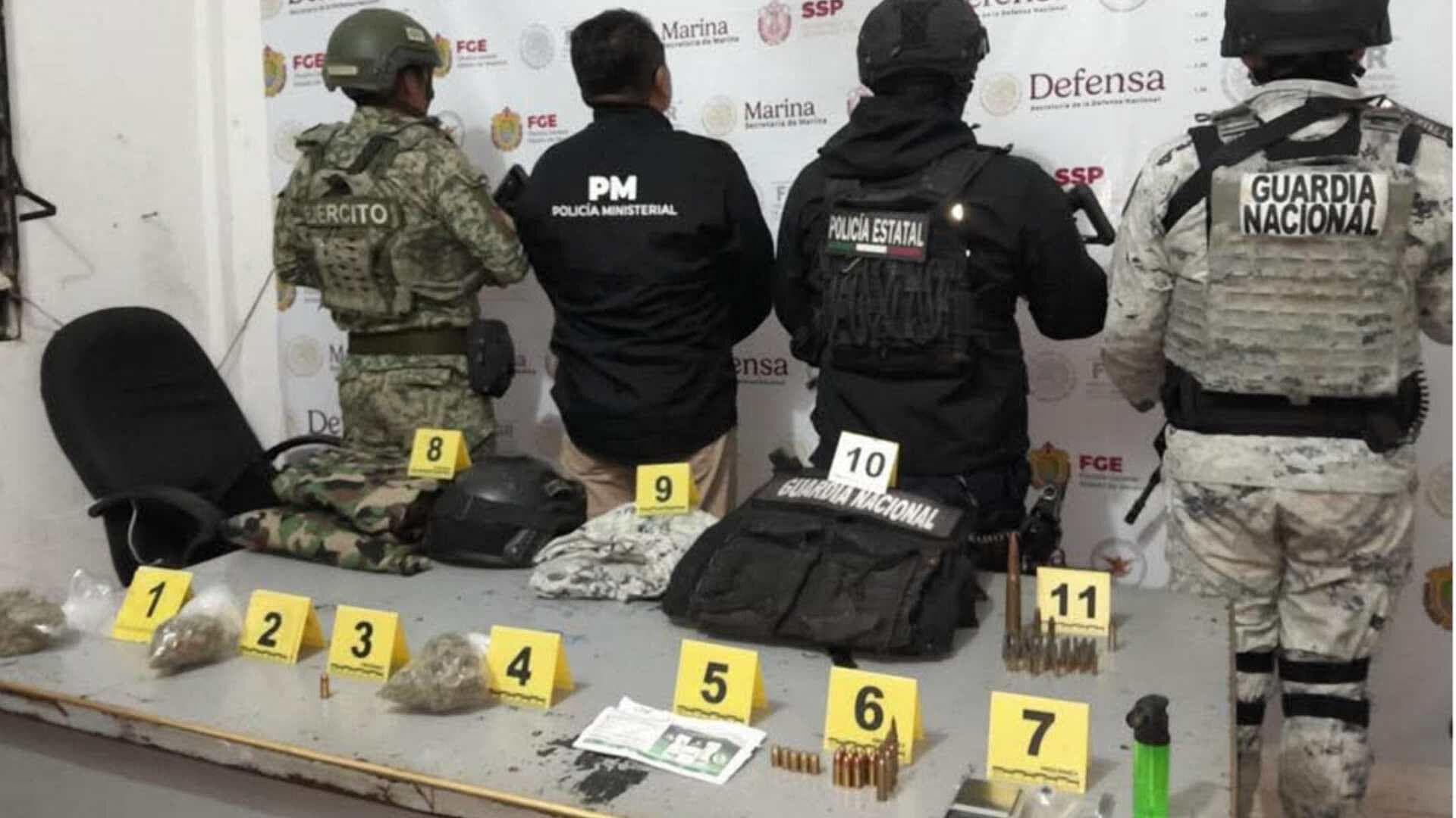 Aseguran Objetos y Droga Durante Cateo en Jáltipan