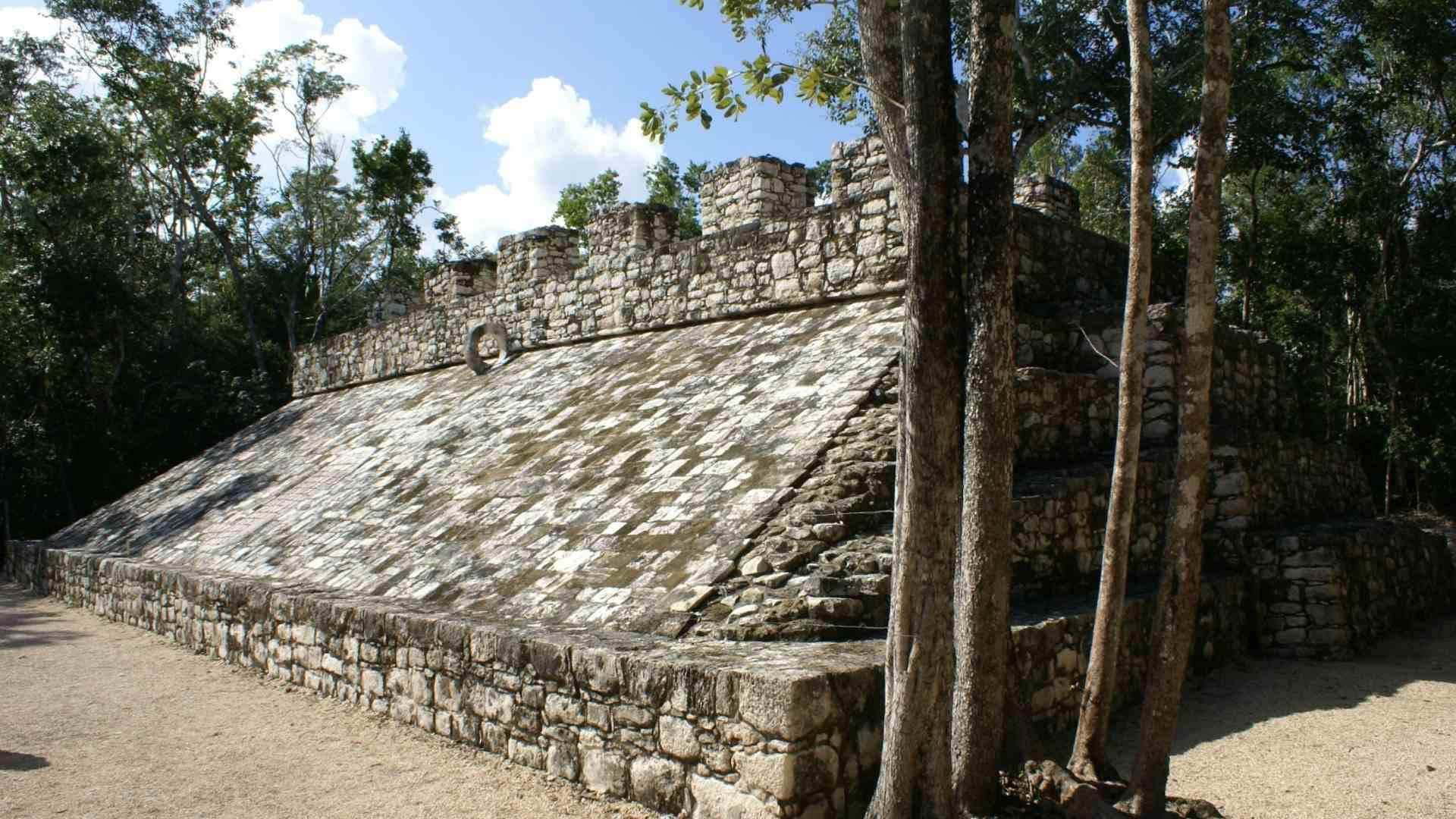 Colorido Mexicano: Conoce la Zona Arqueológica de Calakmul