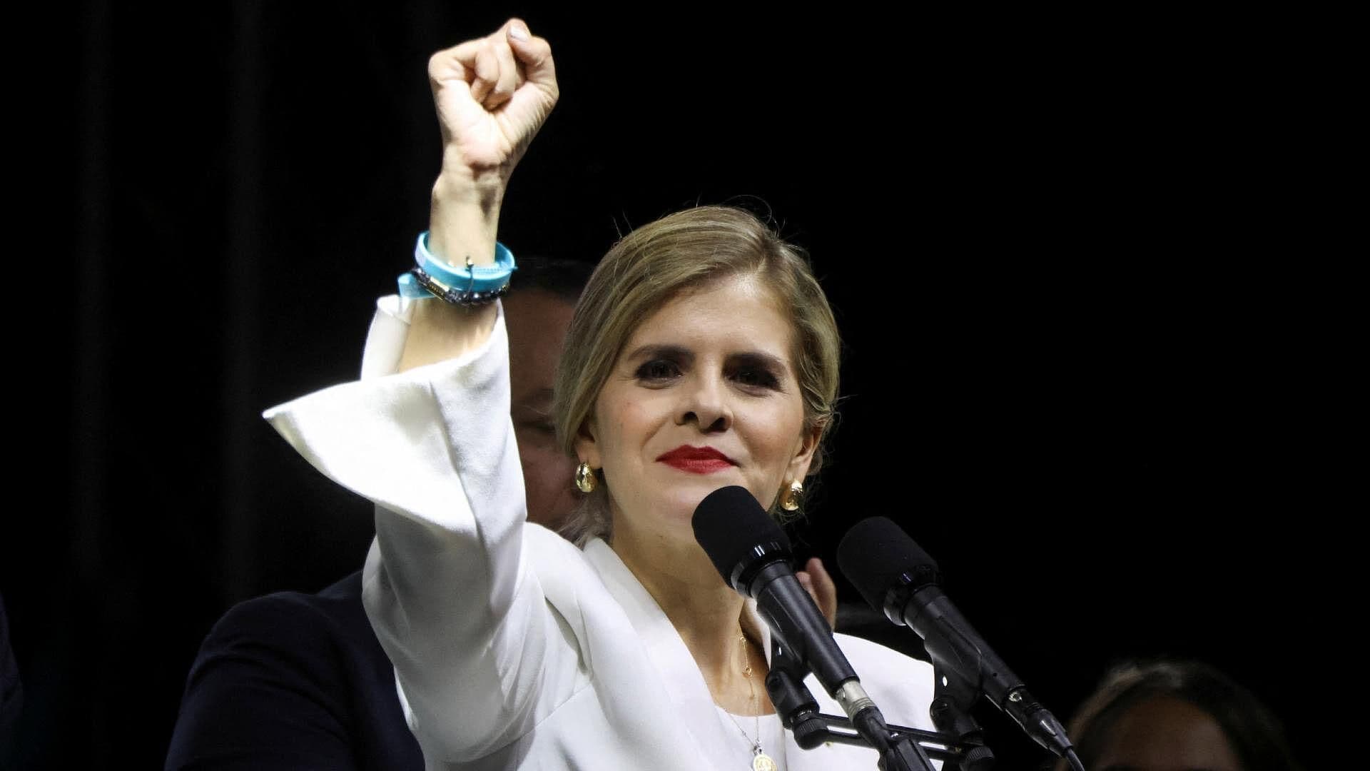 Sheinbaum Felicita a Laura Fernández Delgado por Triunfo en Elección Presidencial en Costa Rica