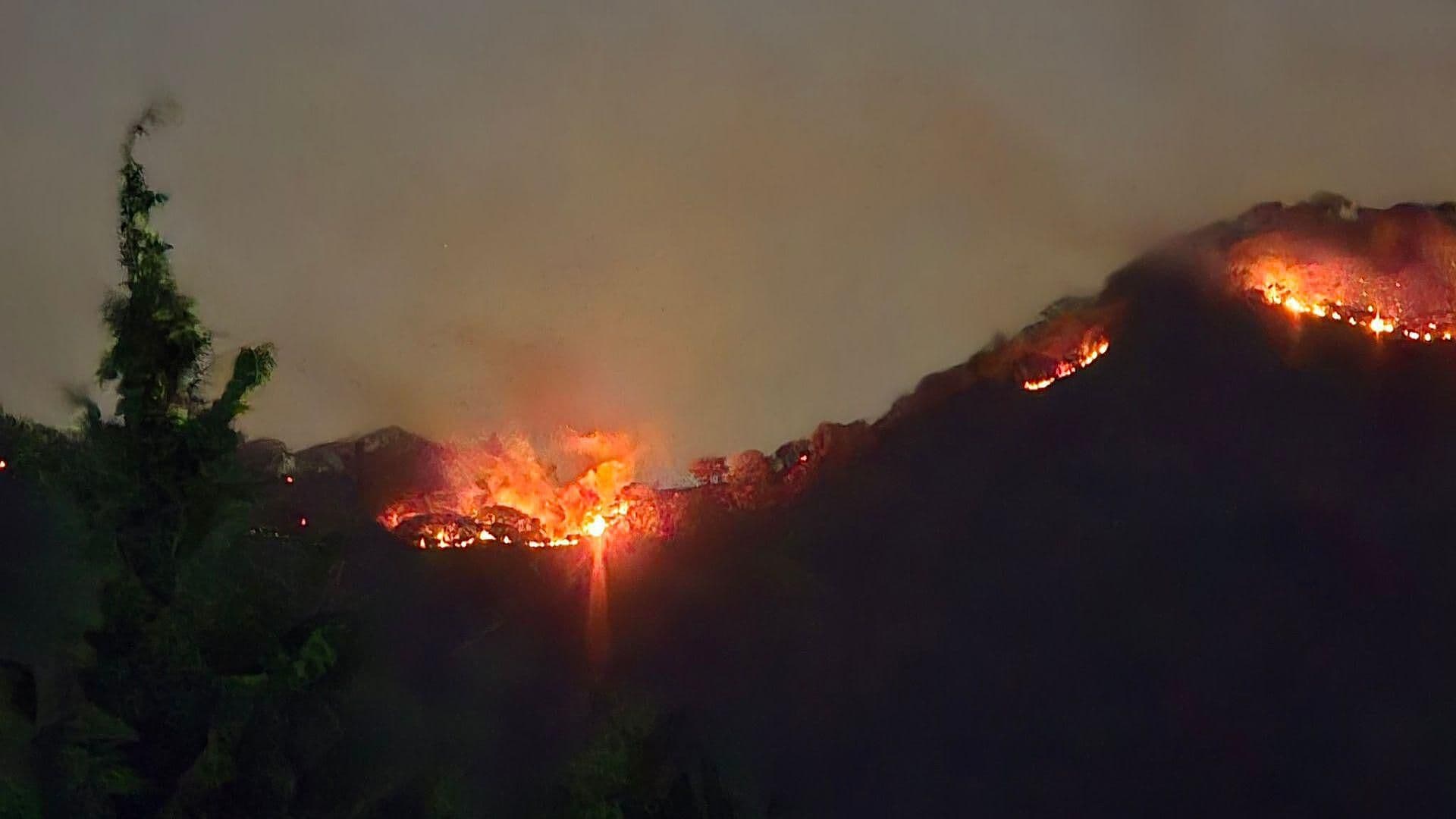 En Vivo: Bomberos Controlan 80% de Incendio en Cerro de Atizapán ...
