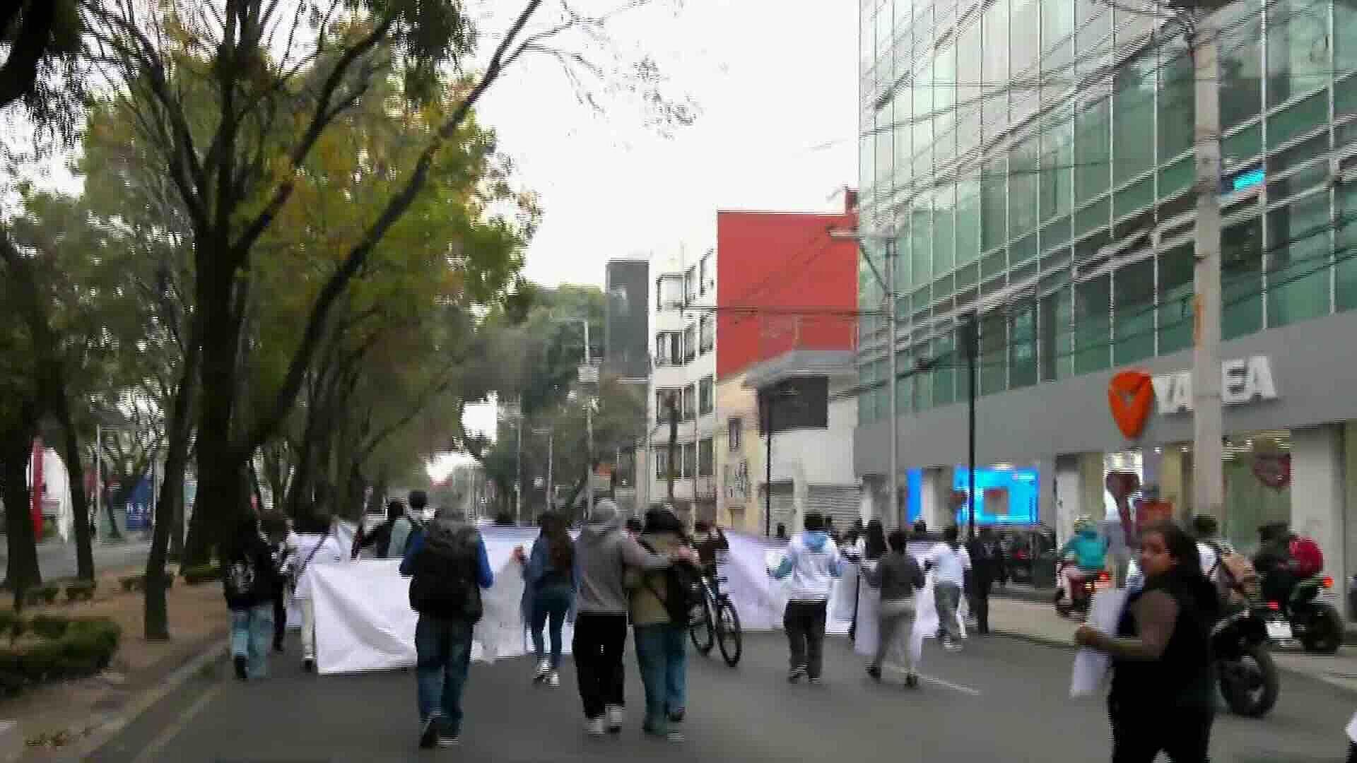 Retiran Bloqueo y Reinician Marcha en Miguel Ángel de Quevedo en Coyoacán; Exigen Justicia Vial