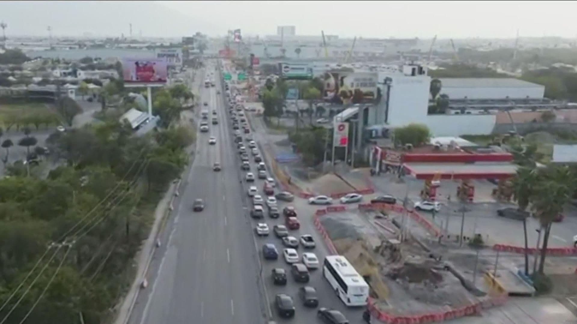 Colapsa También por las Tardes Avenida Miguel Alemán; Quedan Automovilistas Atrapados en Tráfico