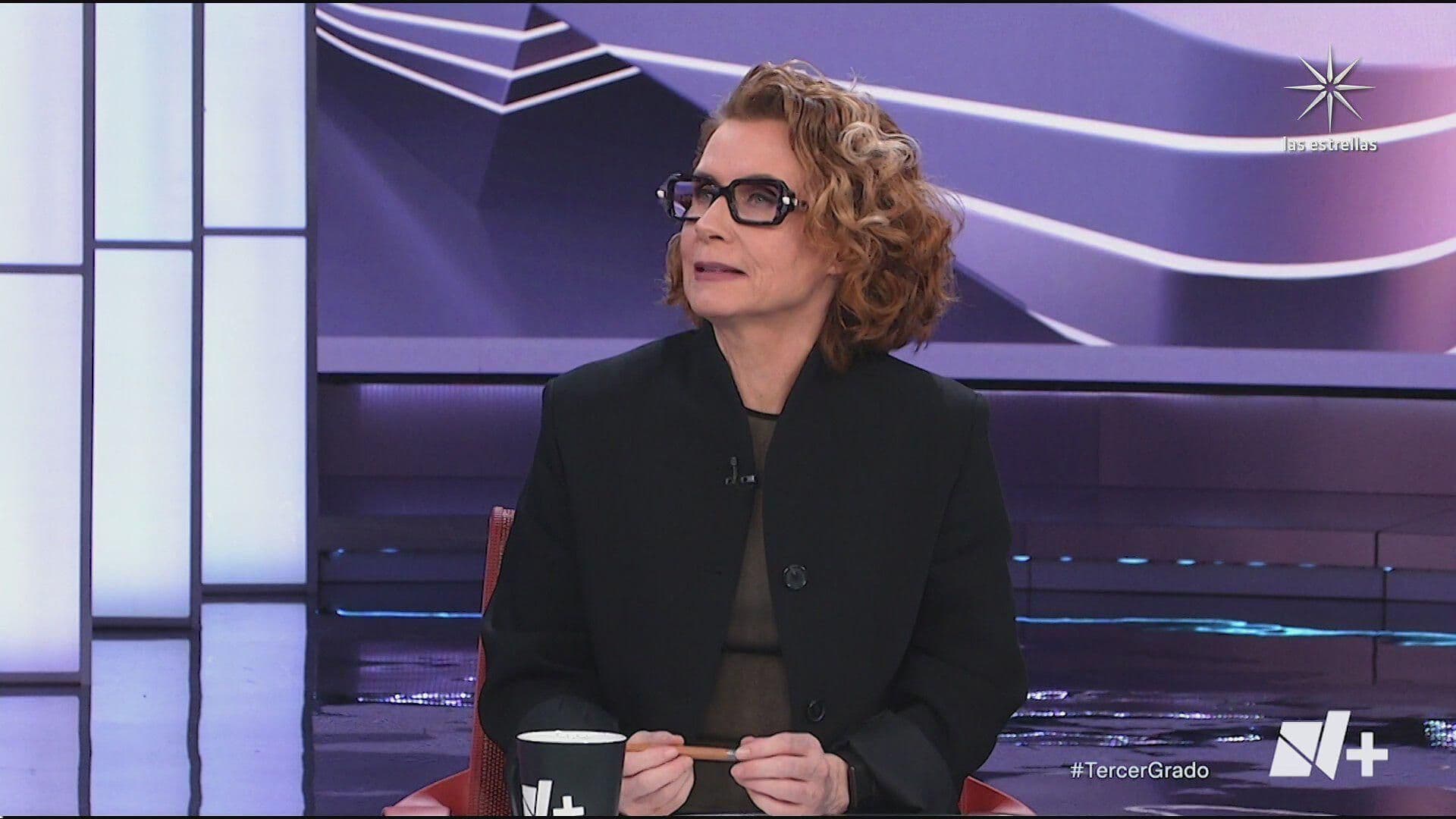 Denise Maerker Habla sobre la Versión de la Entrega de Ryan Wedding