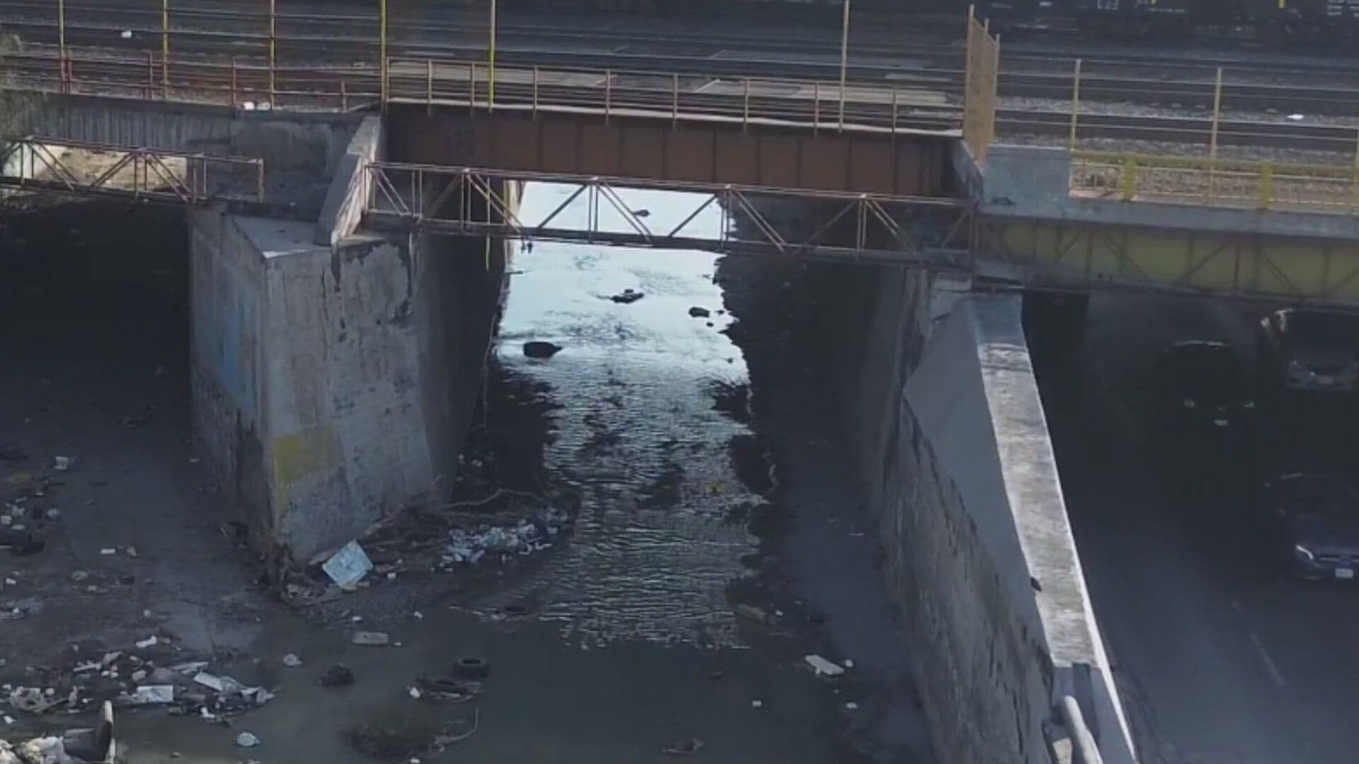 Alarma Contaminación en Arroyo Topo Chico en Monterrey