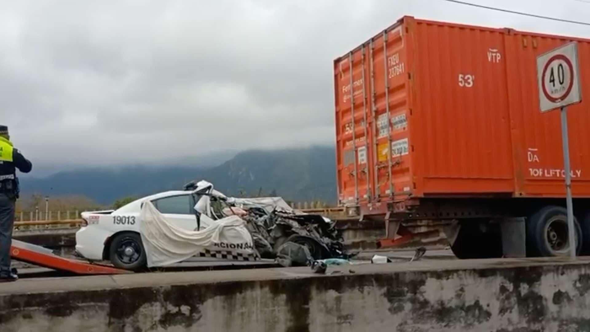 Patrulla de Guardia Nacional Choca Contra Tráiler en Río Blanco; Conductor Resultó Lesionado