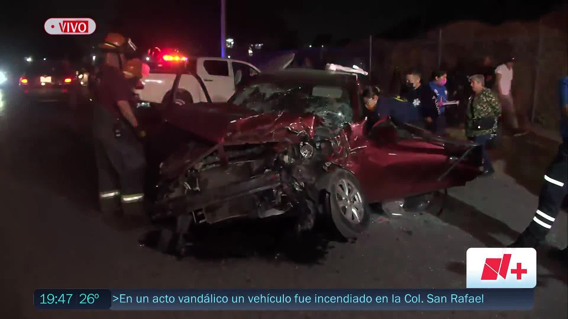 Se Registra Fuerte Accidente Vehicular en San Martín de las Flores, Tlaquepaque