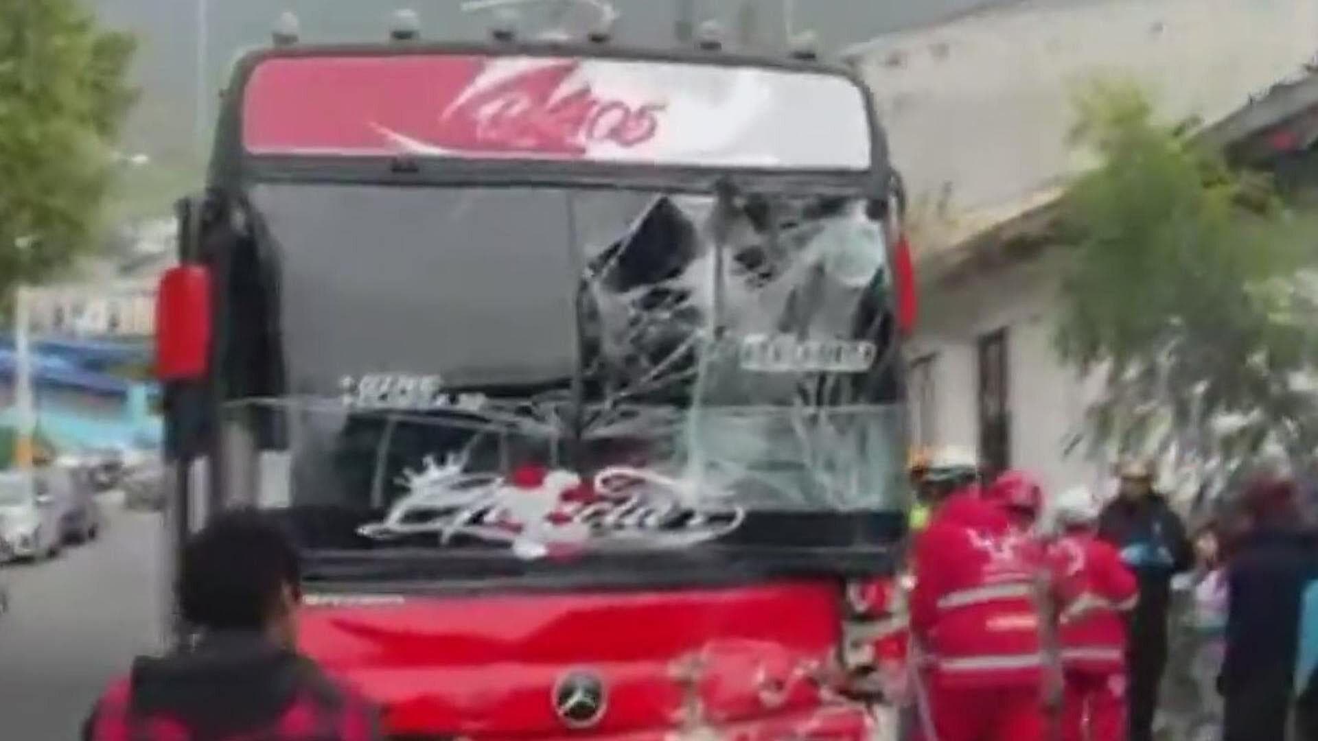 Choca Otra Vez la Ruta 405 Ahora en la Estanzuela con Unidad de la Ruta 5; Hay 3 Lesionados