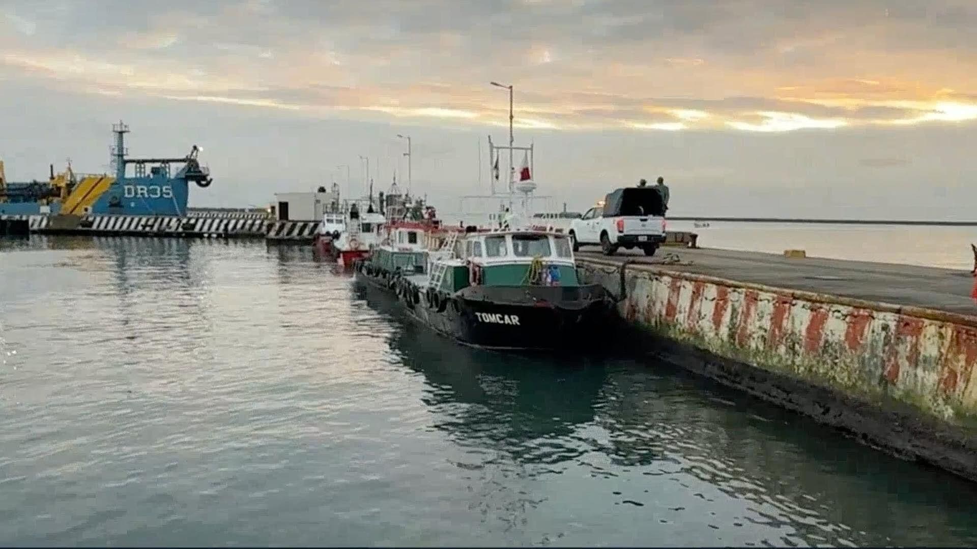 Aparece Derrame de Combustible en el Mar Cerca del Malecón de Veracruz