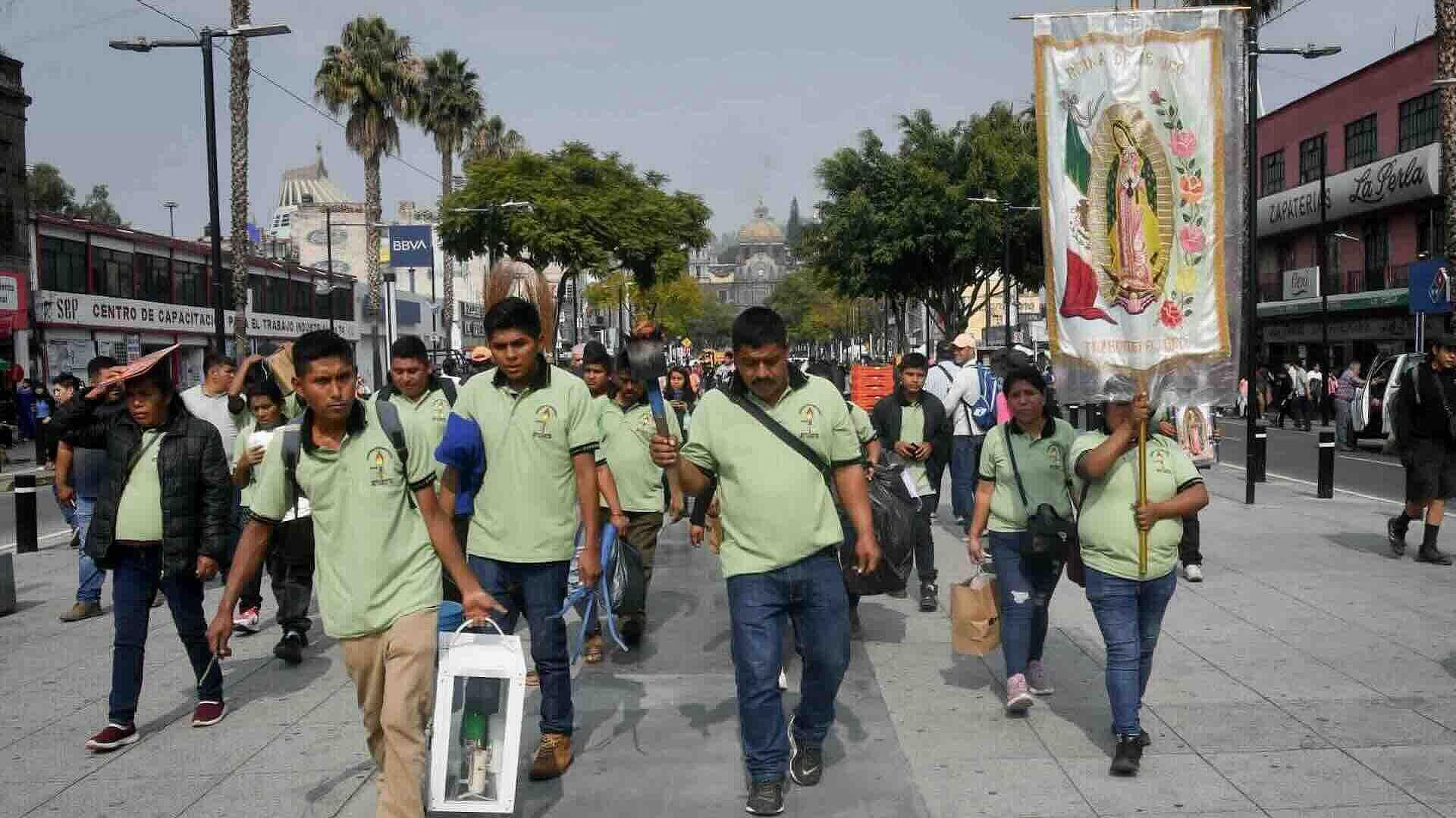 Más de 20 Mil Peregrinos Invadieron Paseo de la Reforma Rumbo a la Basílica