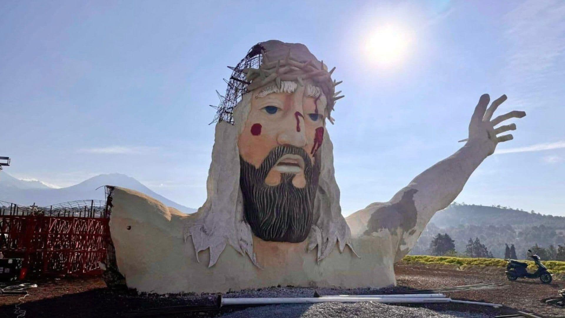 Construyen un Cristo Roto Monumental en Ciudad Serdán, Puebla