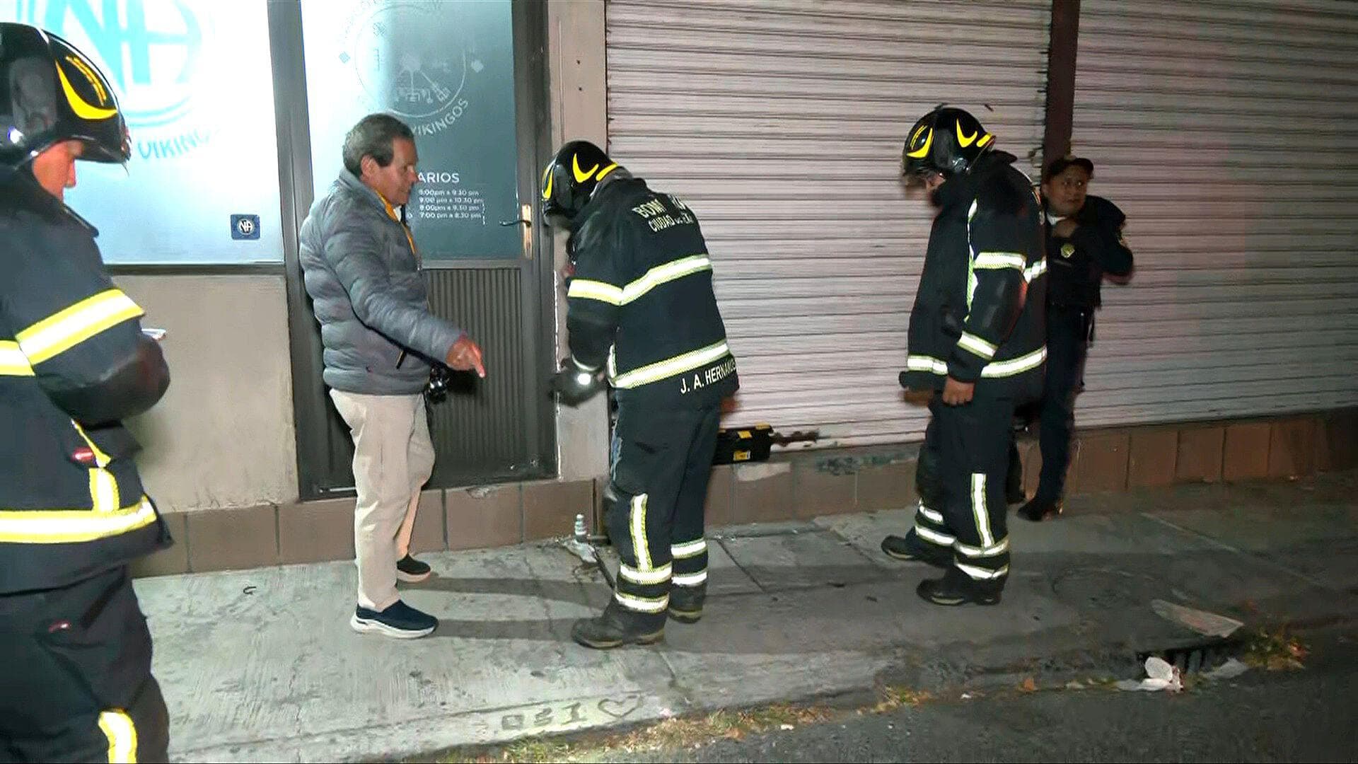 Bomberos Atienden Reporte por Fuga de Gas Natural en la Colonia Mixcoac