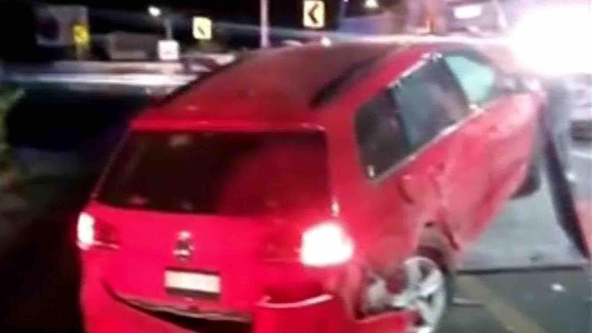 Reportan el Choque entre Autos en Carretera Nautla-Amozoc, Puebla