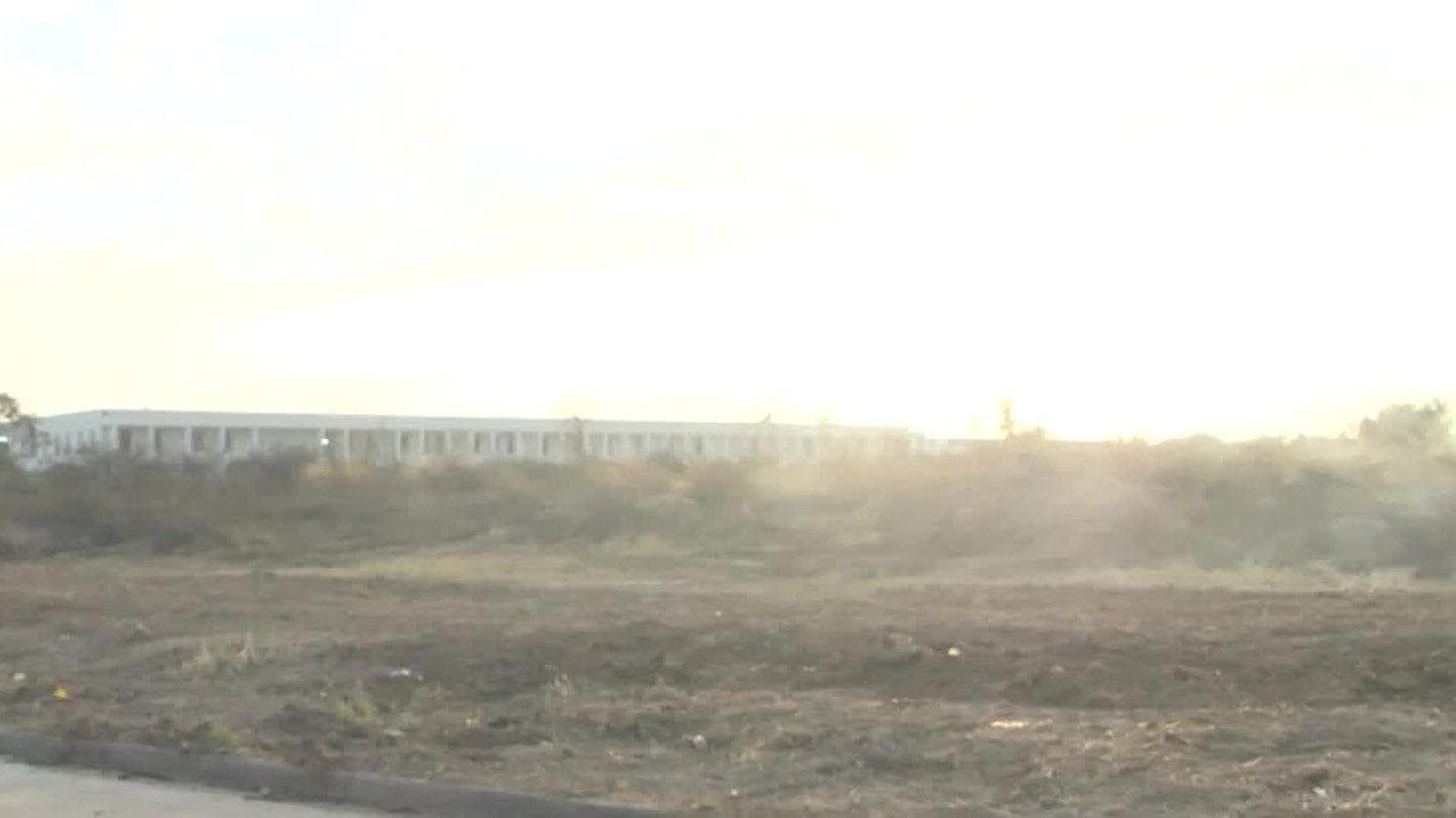 Extinguen Incendio en Predio Cercano a los Juzgados de Puente Grande