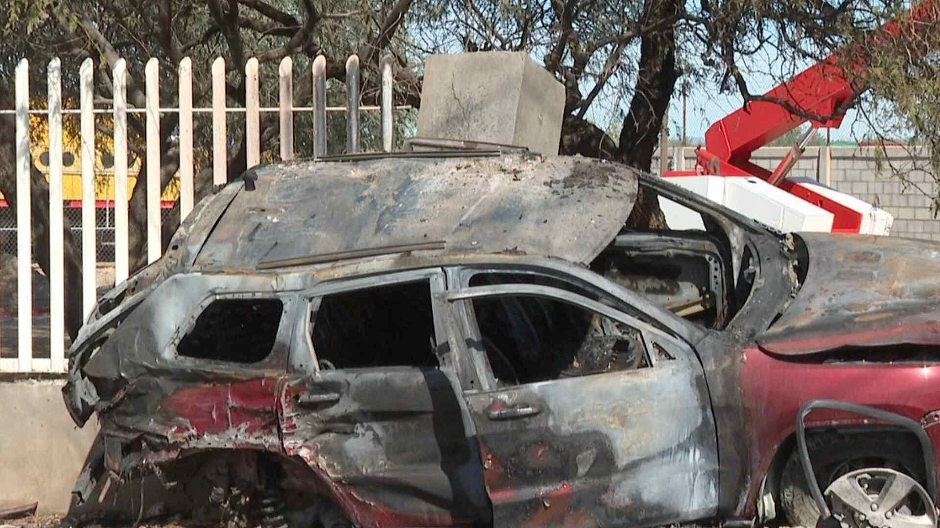 Vehículo Resulta Incendiado tras Chocar de Frente en Carretera Hermosillo-Bahía de Kino