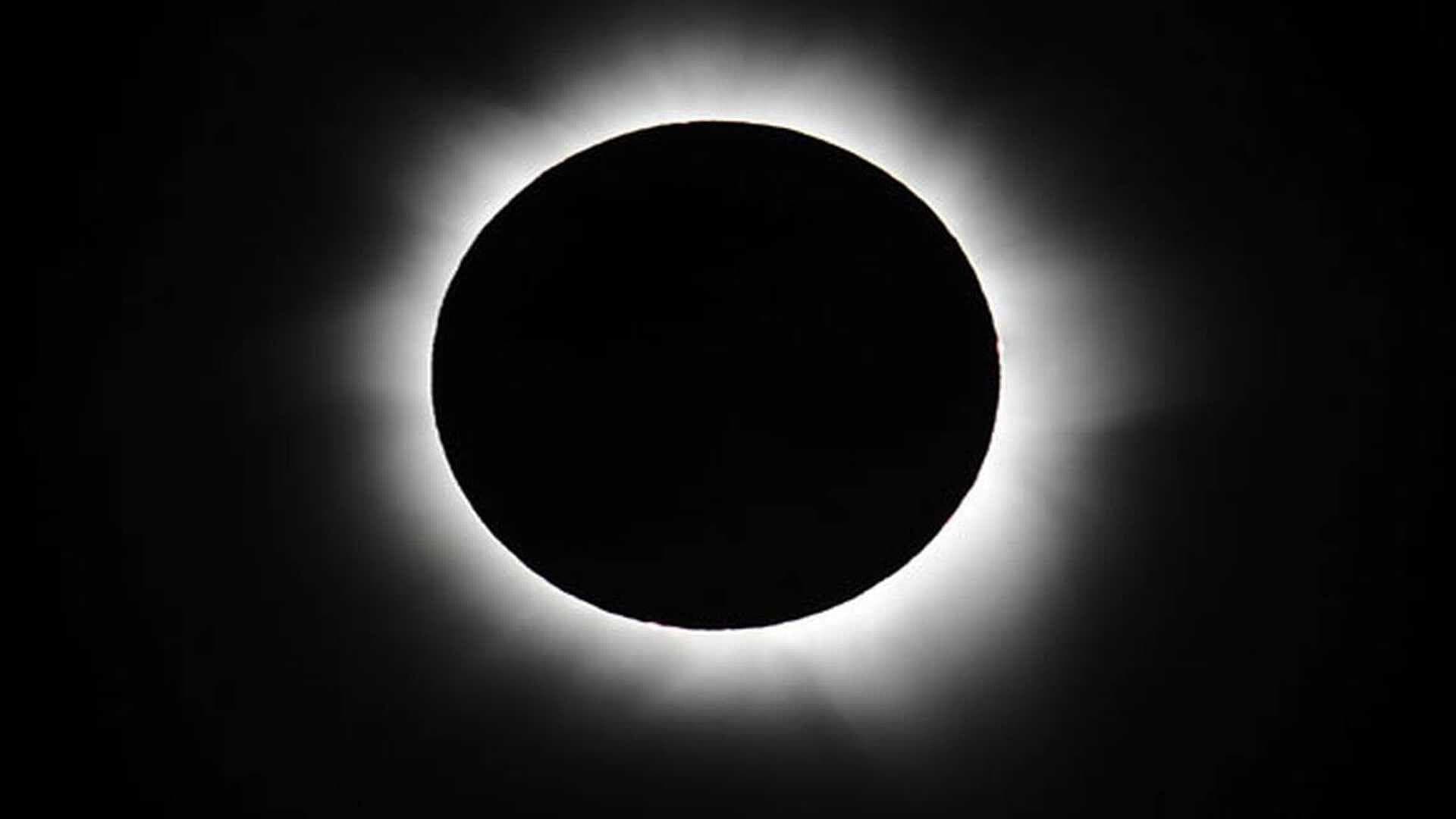 Así Narraron Jacobo Zabludovsky y Talina Fernández el Eclipse Total en 1991