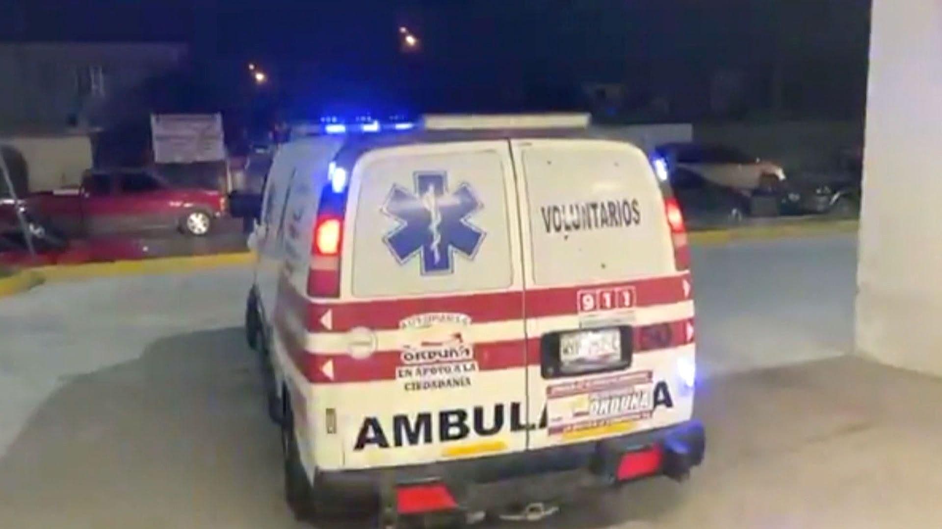 Rescatan a Joven de Morir Ahogado en Playa El Mezquital