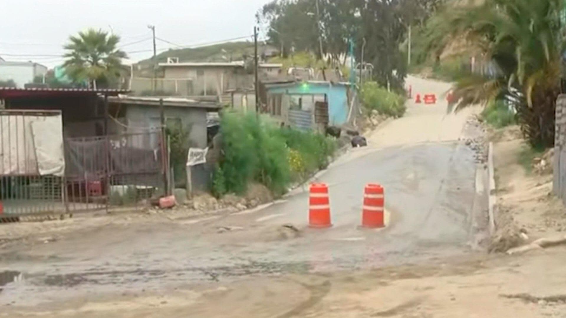 Piden Señalamientos Viales en Rampa de la Colonia Los Laureles, Tijuana