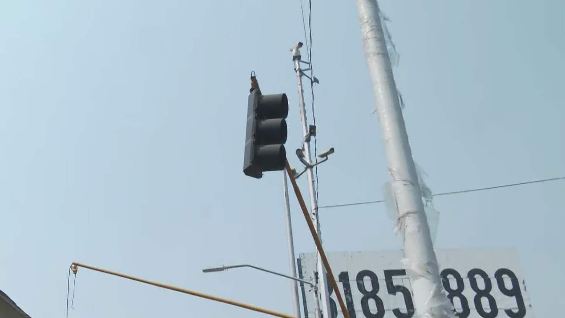 Se Reportan 4 Semáforos Descompuestos en Periférico Oriente y la México-Pachuca