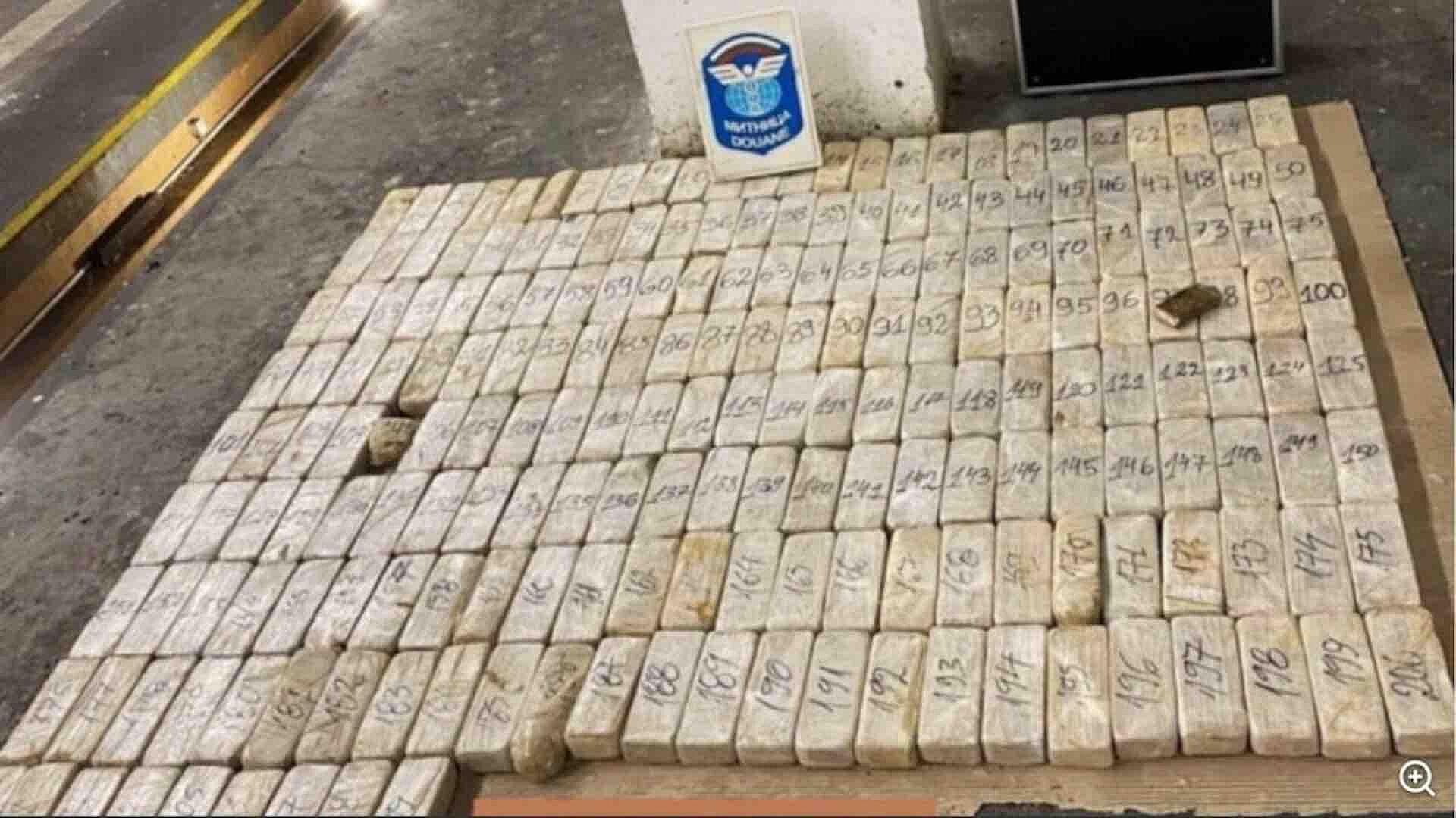 Incautan 403 Kilos de Heroína en Puesto de Control en Bulgaria