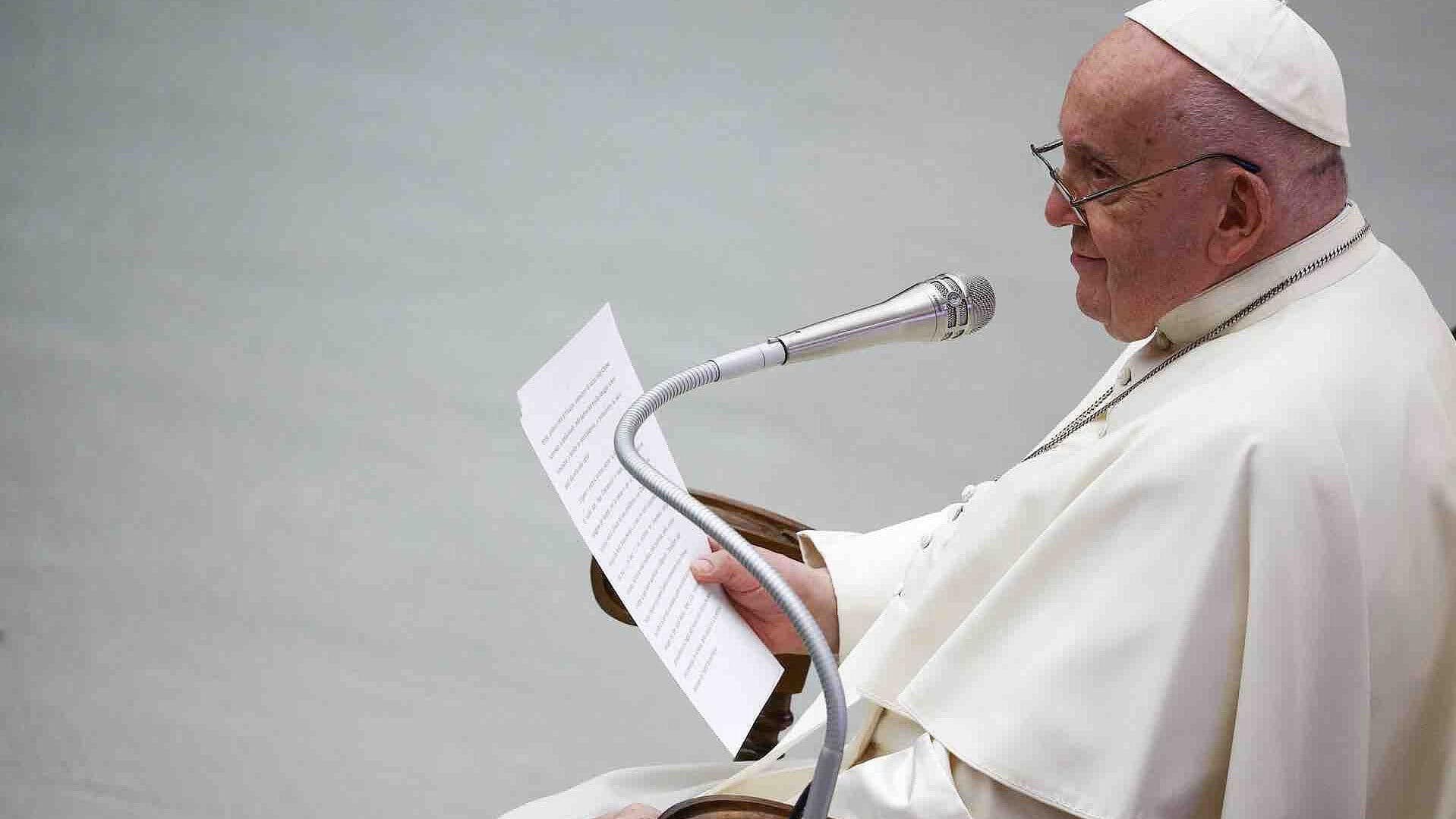 Papa Francisco se Reúne en Privado con Primer Ministro de Belice