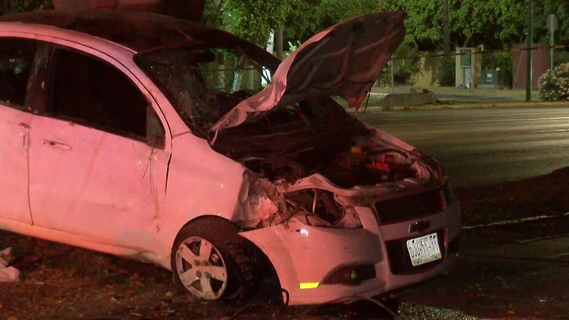 Joven Originario de Campeche Fallece al Volcarse en Avenida Vallarta