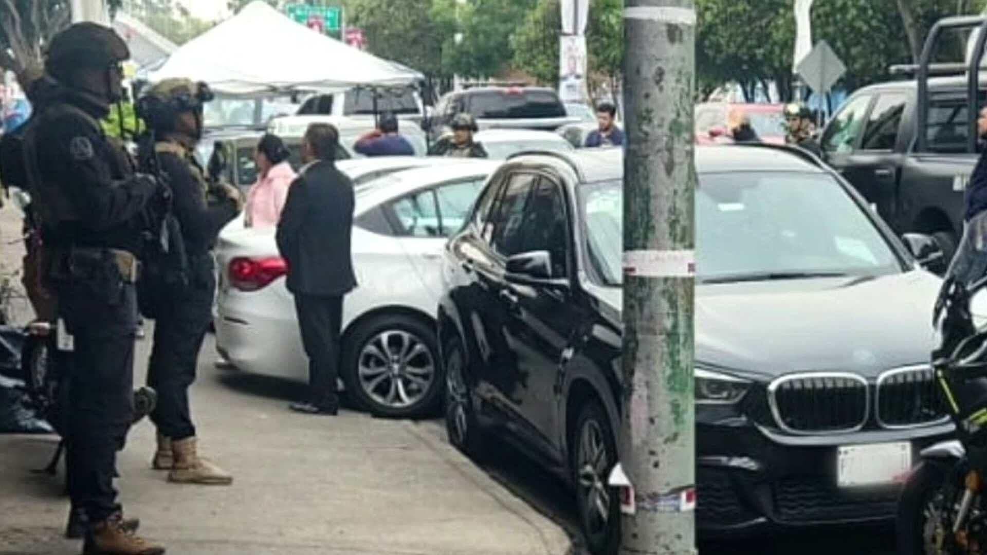 Clausuran Local donde se Vendían Autos de Lujo por Denuncia de Fraude en Coapa