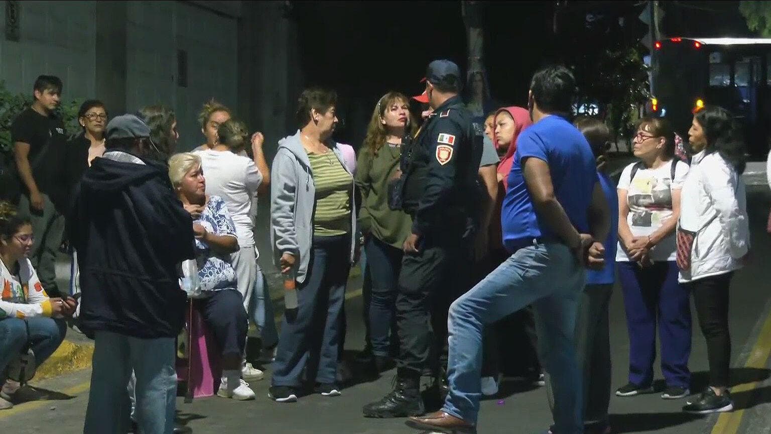 Bloqueo en Avenida Desierto de los Leones en Protesta por Falta de Agua