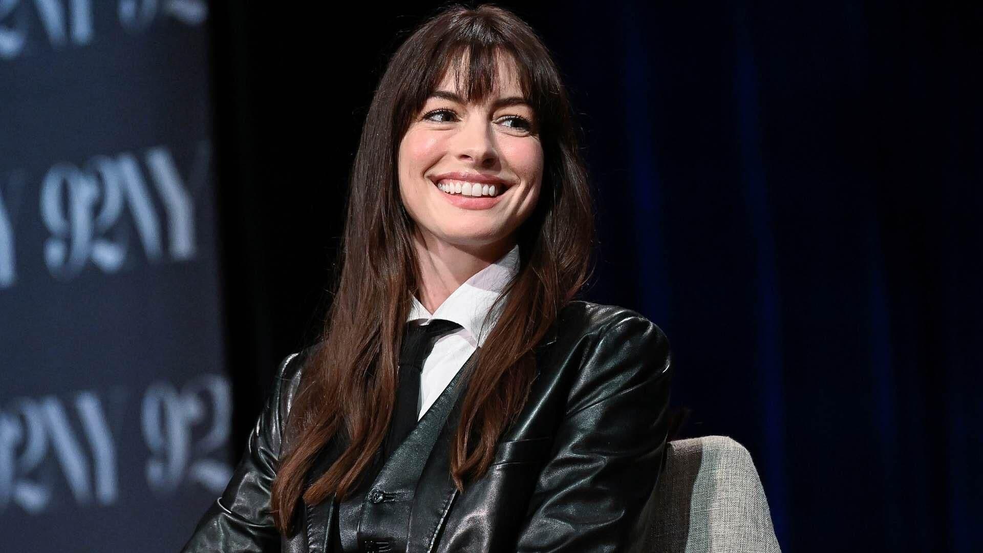 Anne Hathaway ¡Espectacular!: Apoya a Kamala Harris con Interpretación de Somebody To Love