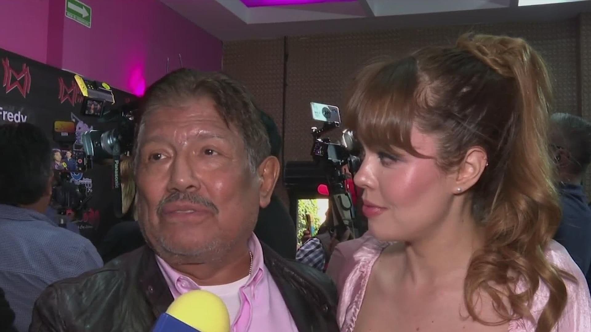 Juan Osorio se Compromete con Eva Daniela, con la Virgen de Guadalupe de Testigo