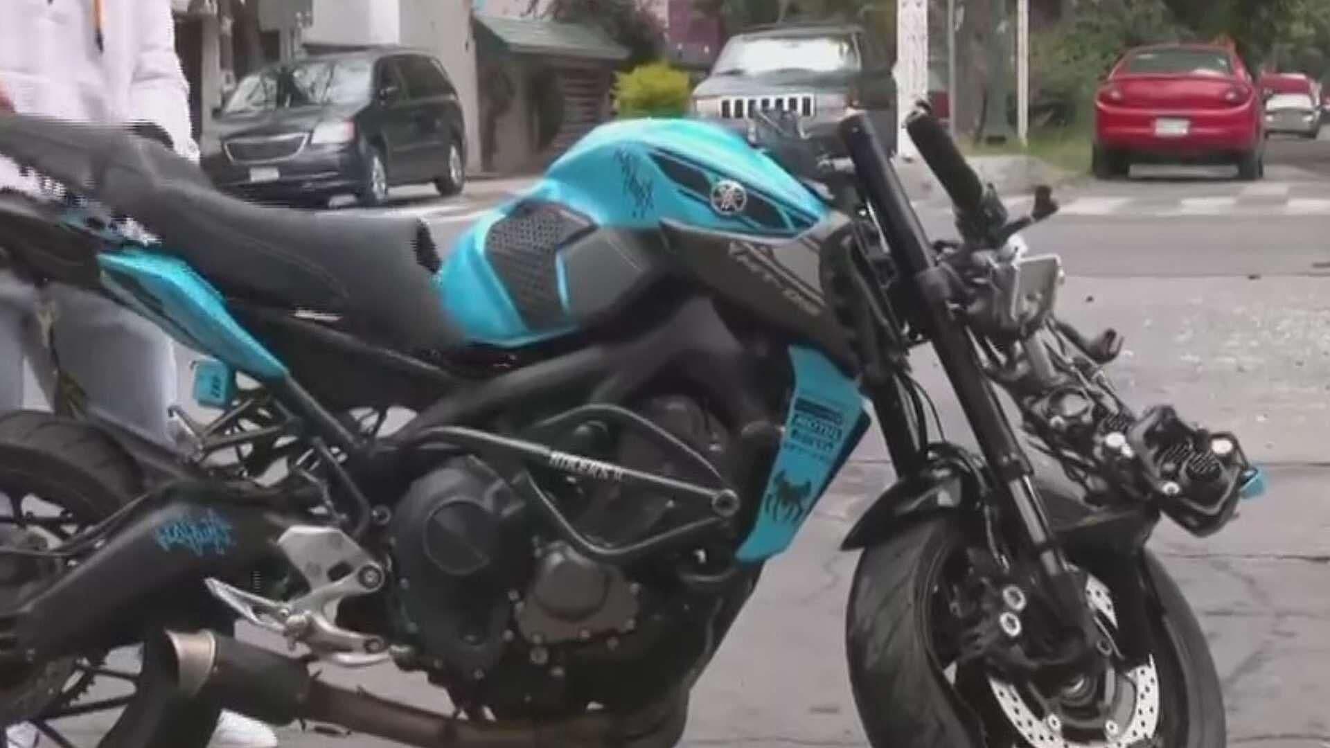 Atienden a Motociclista Lesionado por Choque, en la Colonia Jardín Balbuena, CDMX