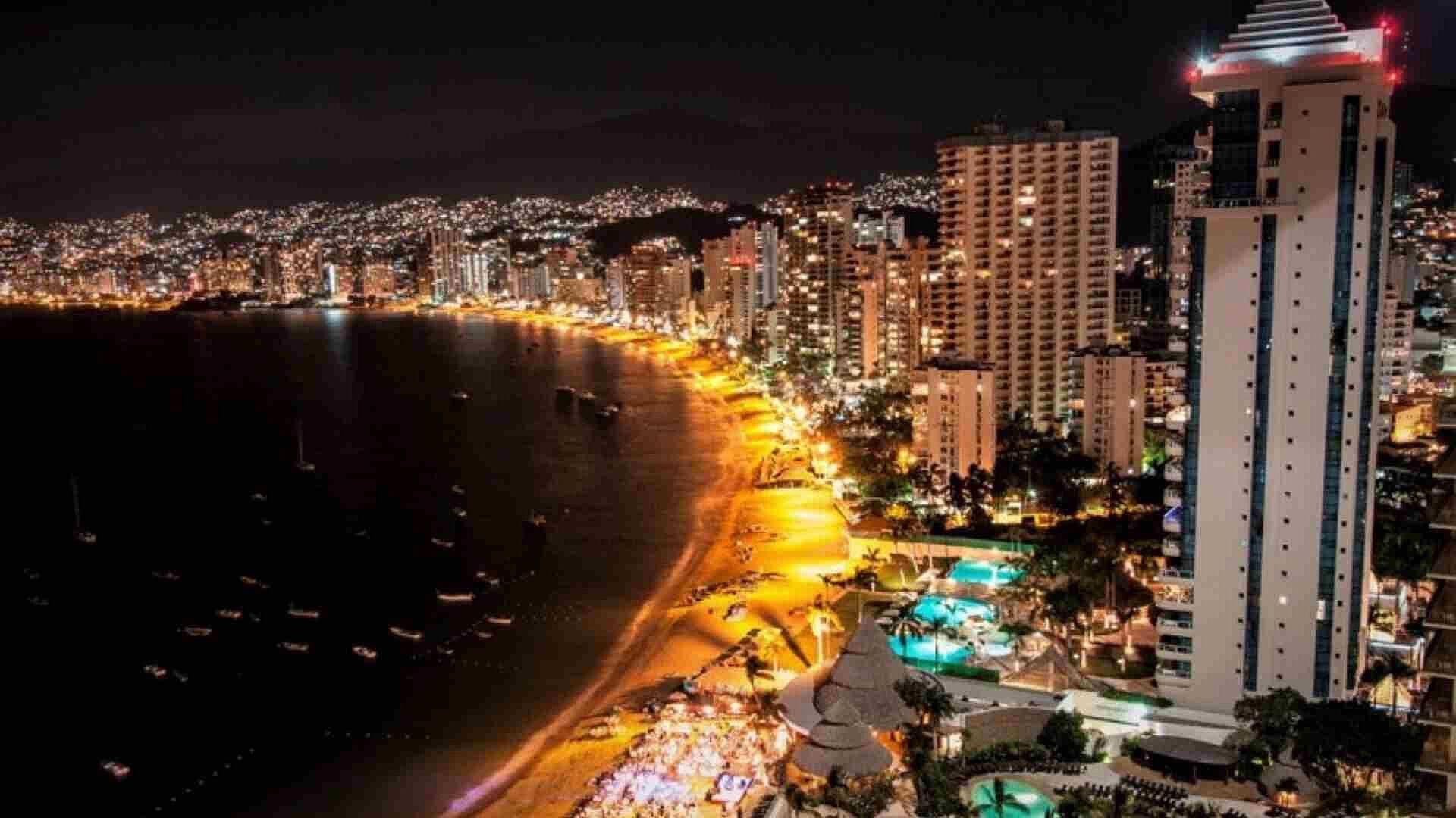 Acapulco Sigue Restableciendo su Vida Nocturna a un Año de Otis