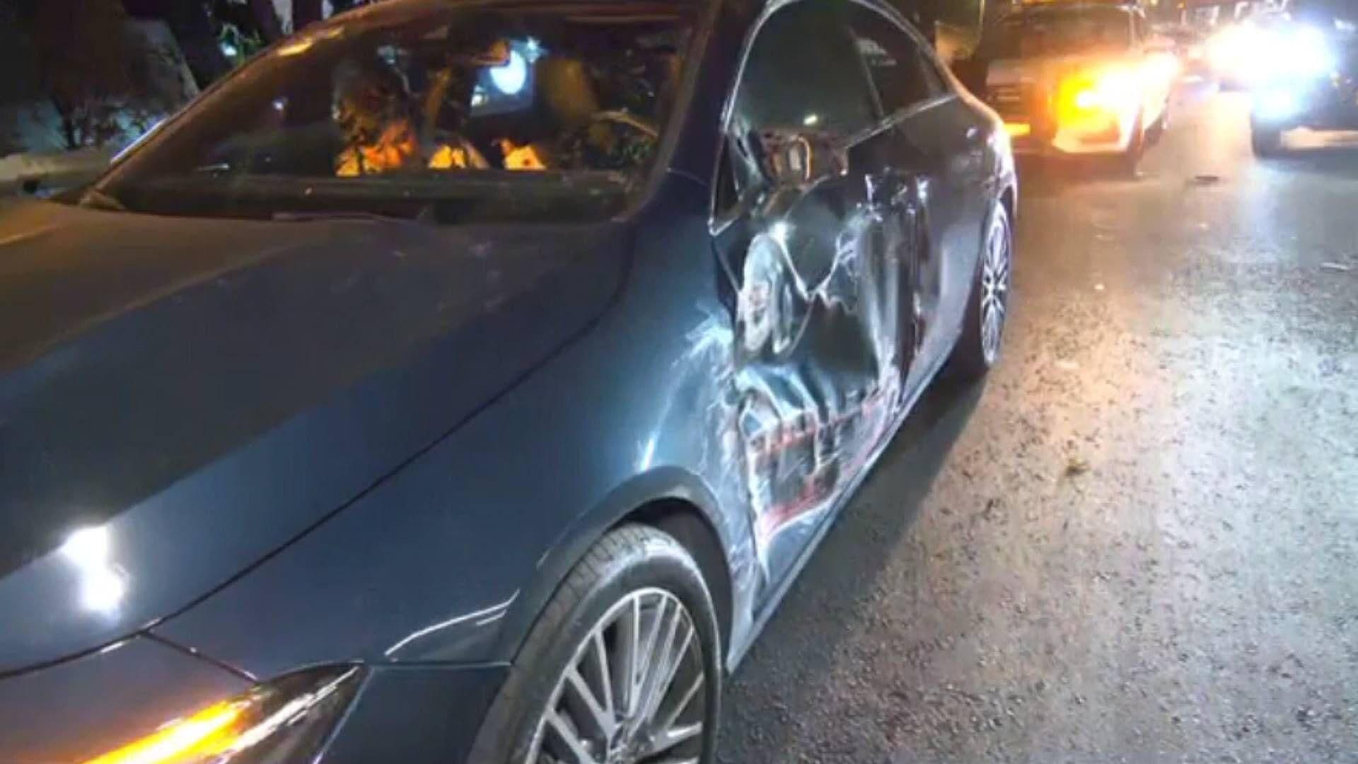 Choque de Metrobús y Automóvil Paraliza la Glorieta de los Insurgentes en CDMX