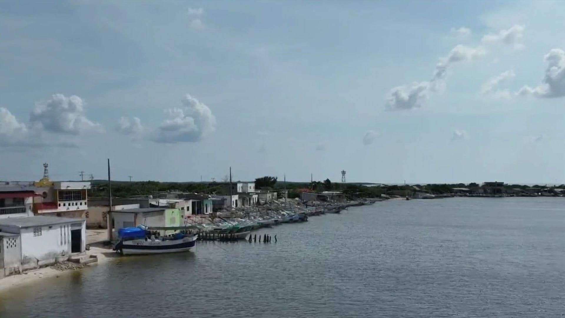 Regresan a Salvo Pescadores de Celestún Después de Encuentro con Huracán Milton