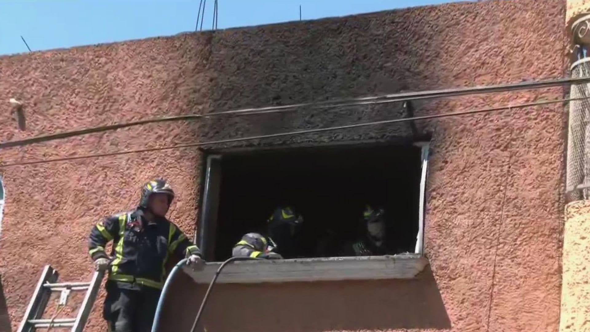 Bomberos Atienden Incendio en la Col. Nueva Atzacoalco, en la GAM, CDMX