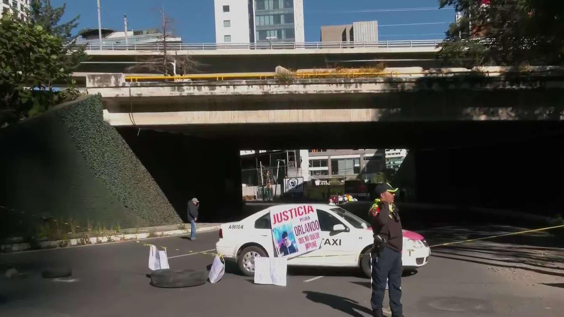 Familiares de Orlando, Joven que Murió Atropellado, Bloquean Prolongación de Reforma
